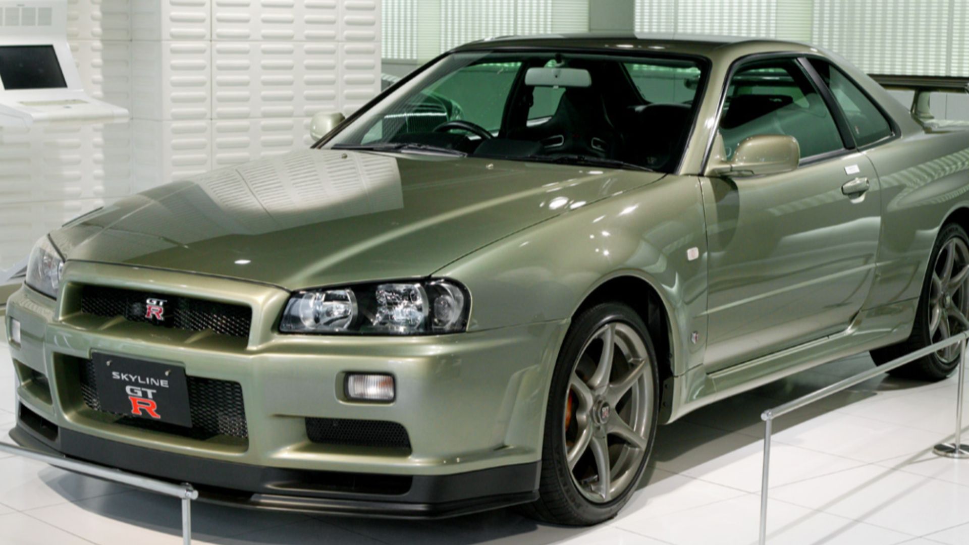 File:Nissan Skyline R34 GT-R Nür 001.jpg