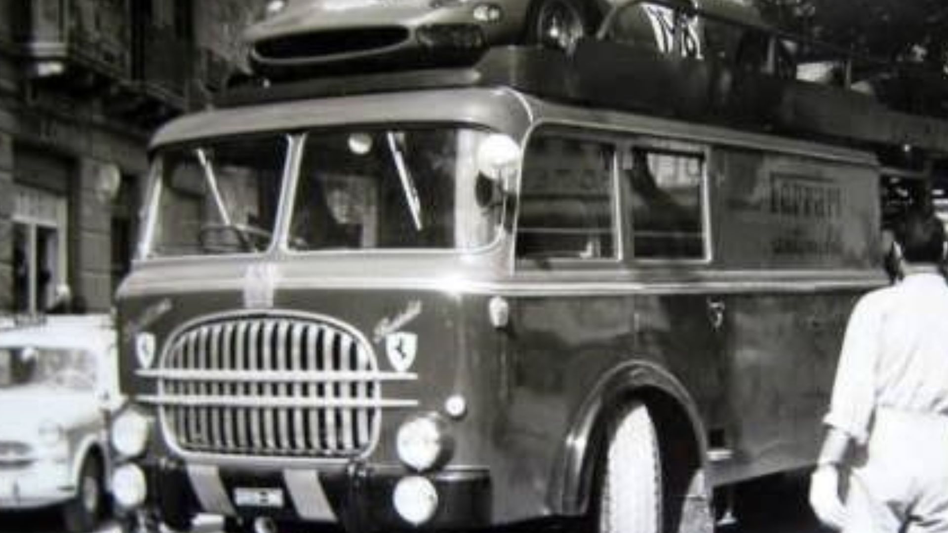 File:1965-05-09 Targa Florio Ferrari 330 0828 Fiat 642 RN2 Bartoletti.jpg