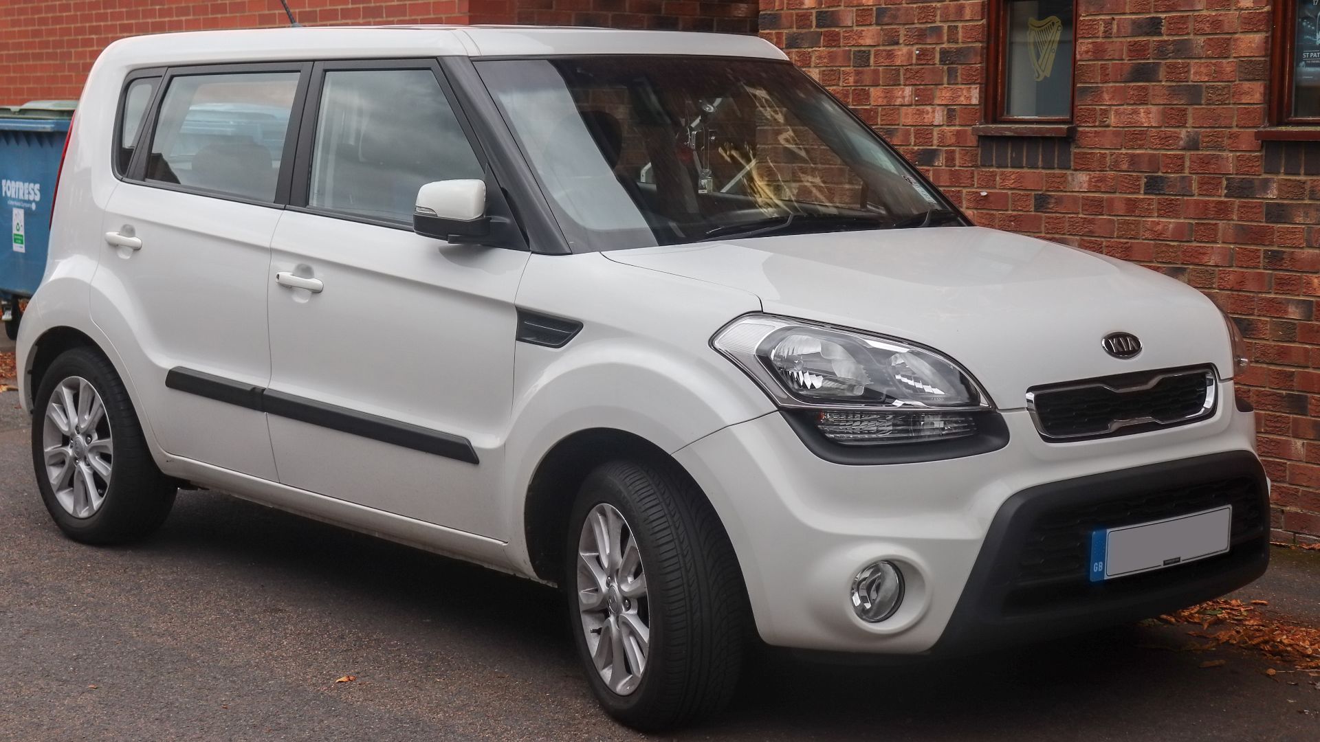 File:2012 Kia Soul 2 1.6 Front.jpg