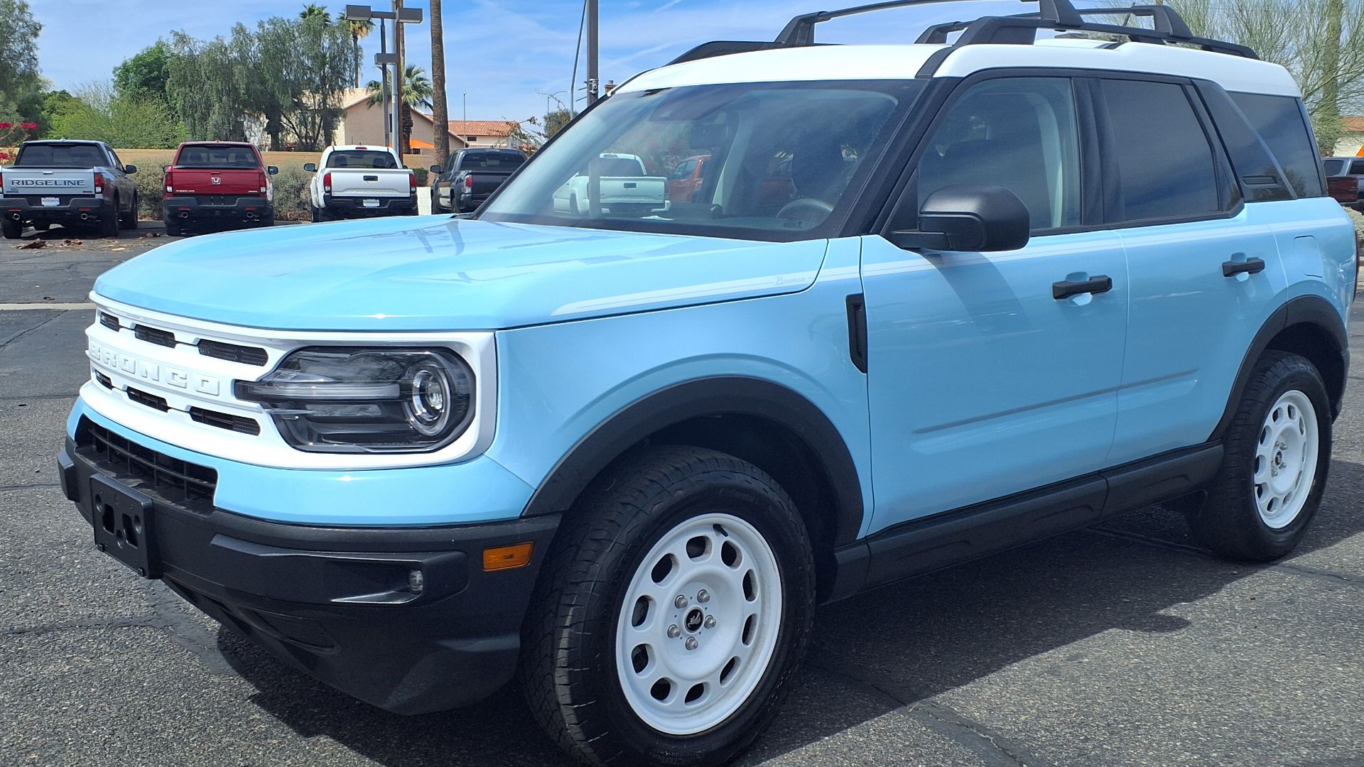 File:23 Ford Bronco Sport Heritage.jpg