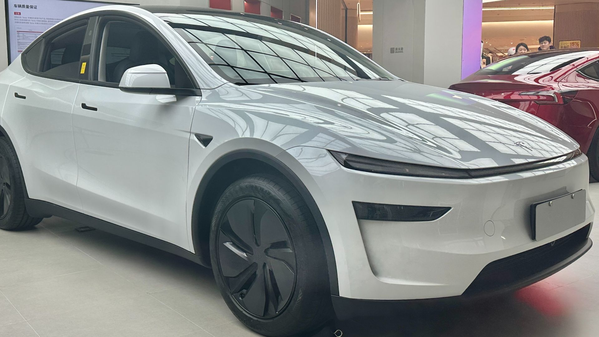 File:Tesla Model Y facelift 001.jpg