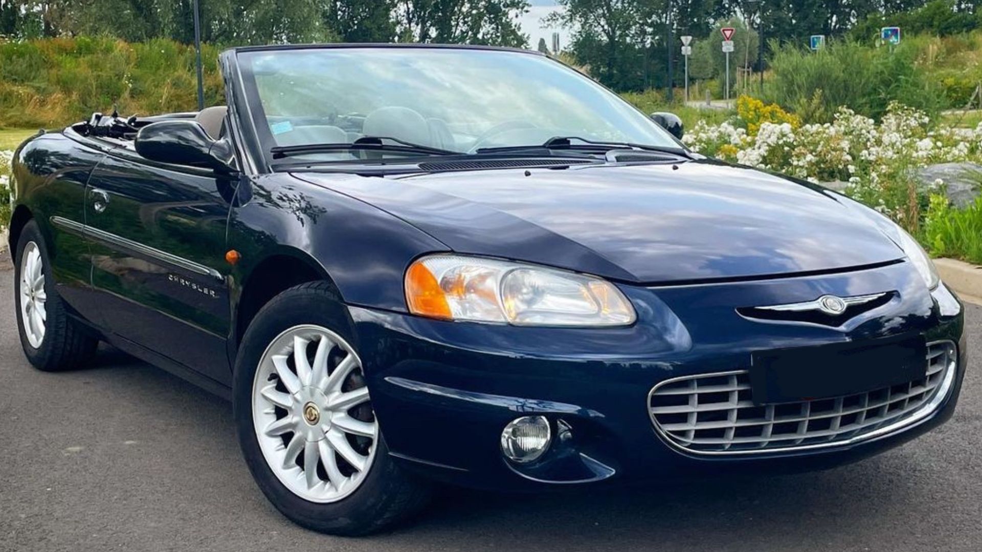 File:2002 Chrysler Sebring Convertible.jpg