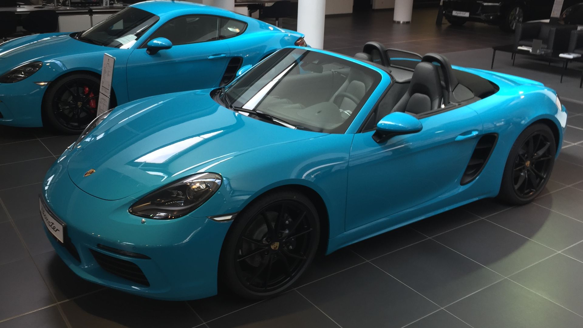 File:Porsche 718 Boxster Cayman.JPG