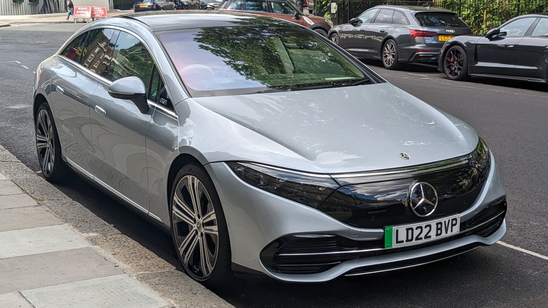 File:2022 Mercedes EQS 450+ Exclusive Luxury (30192).jpg