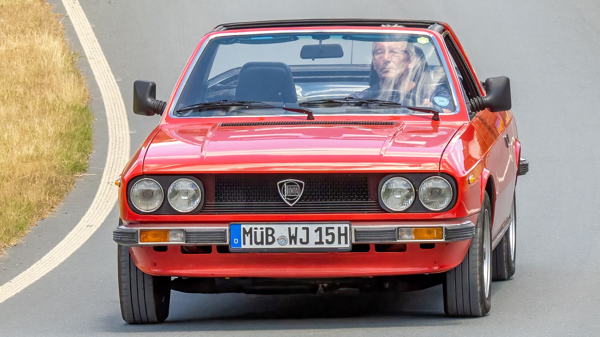 File:Lancia Beta Spider Kulmbach-20220626-RM-123825.jpg