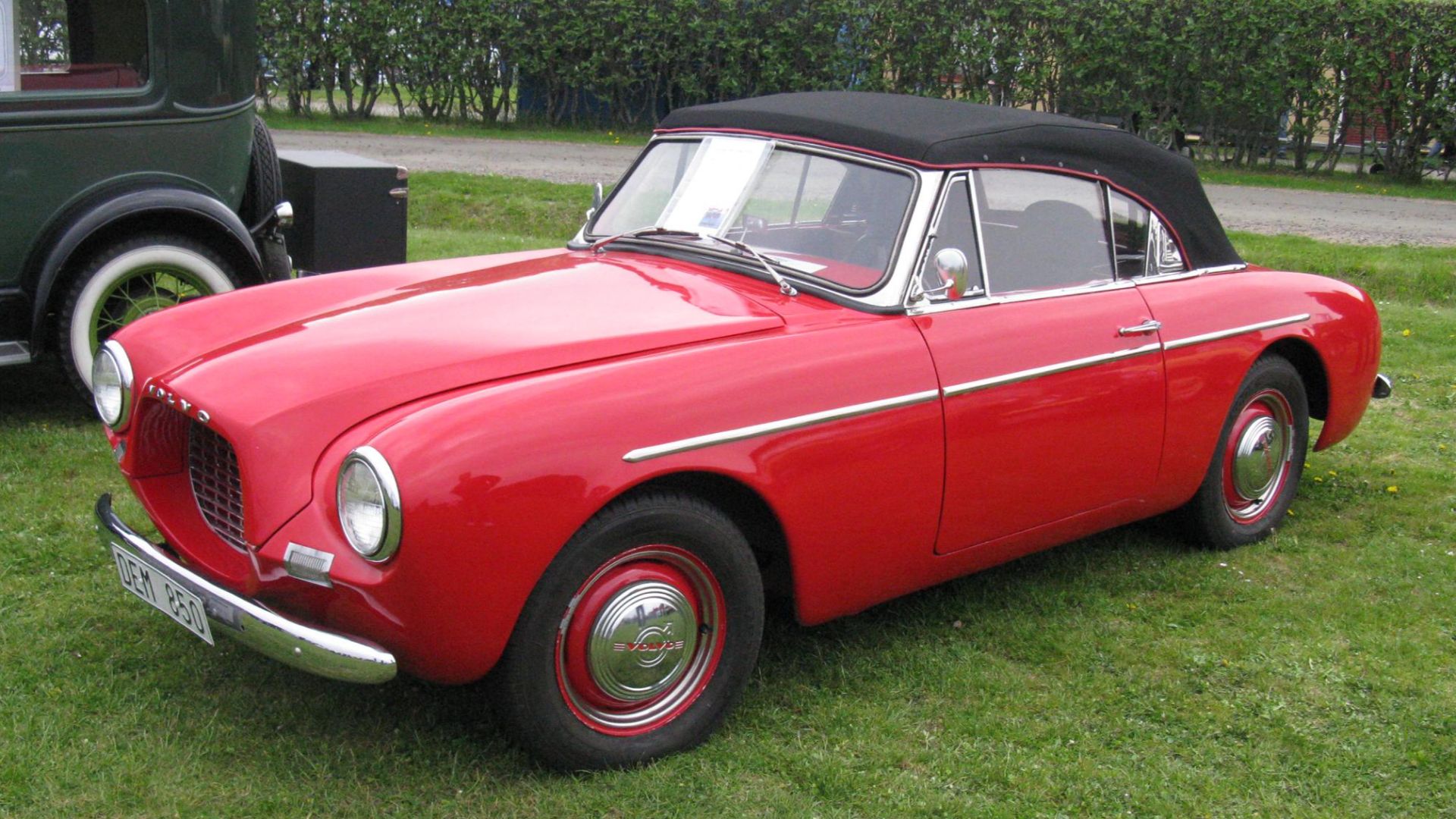 File:Volvo P1900 (5747775126).jpg