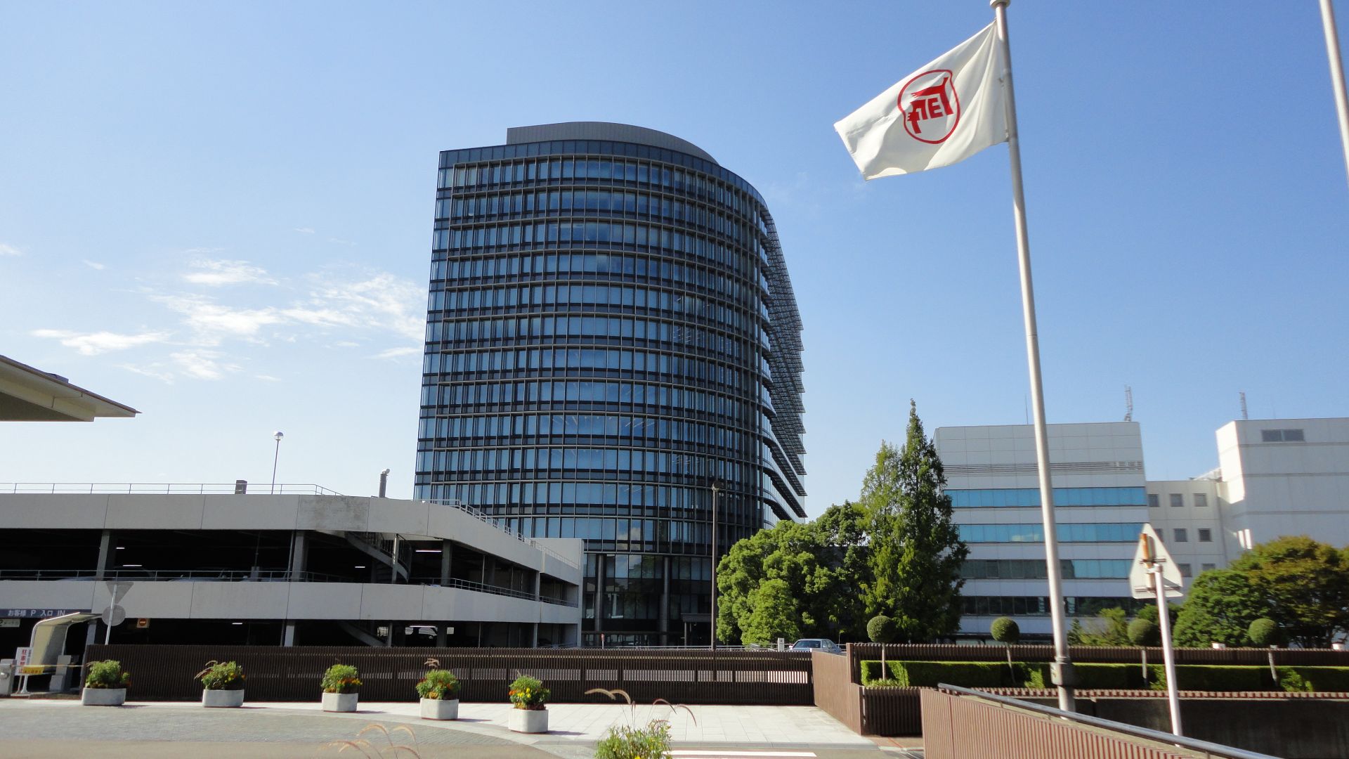 File:トヨタ本社 - panoramio.jpg