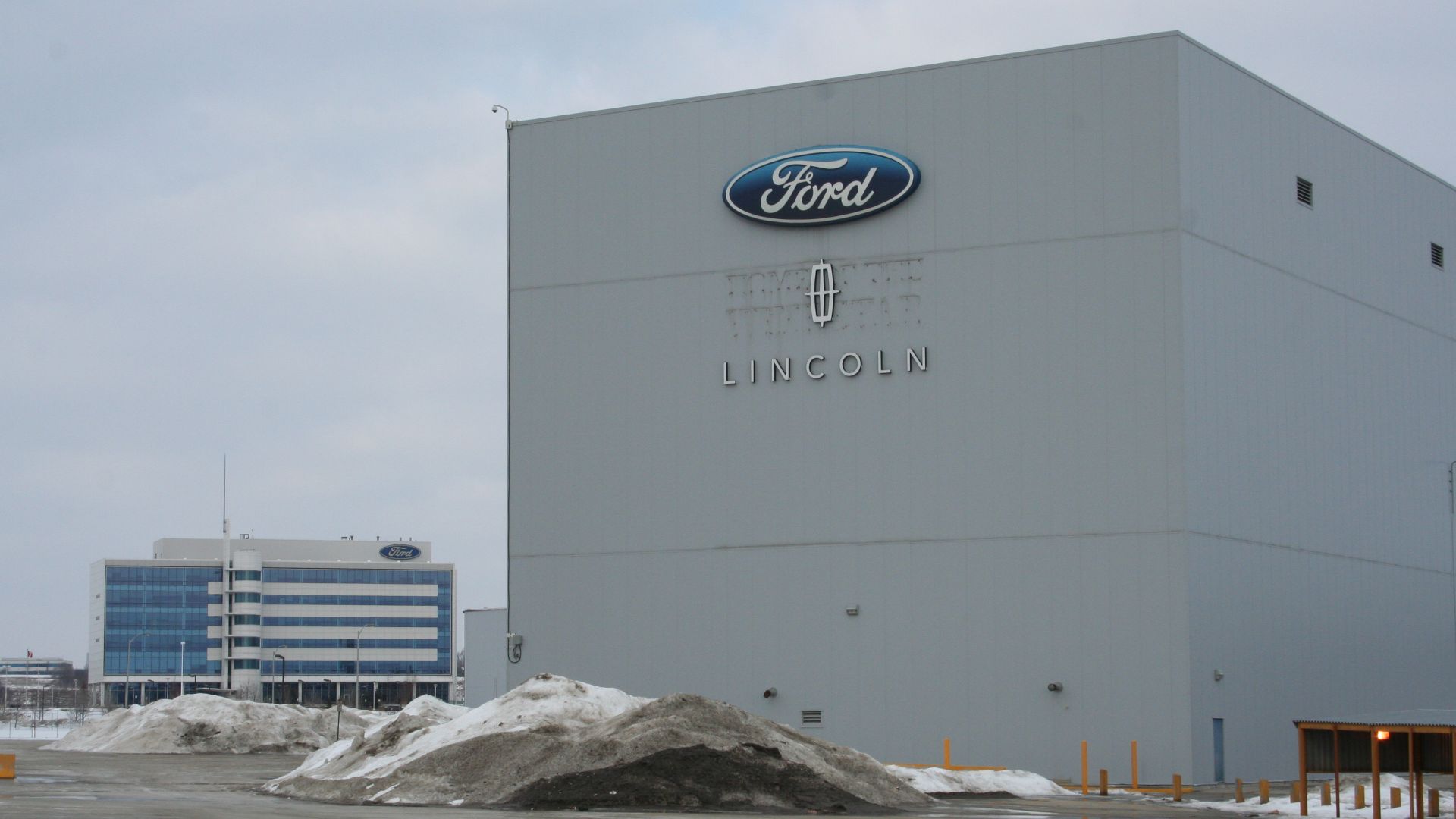 File:Ford Oakville Assembly.JPG