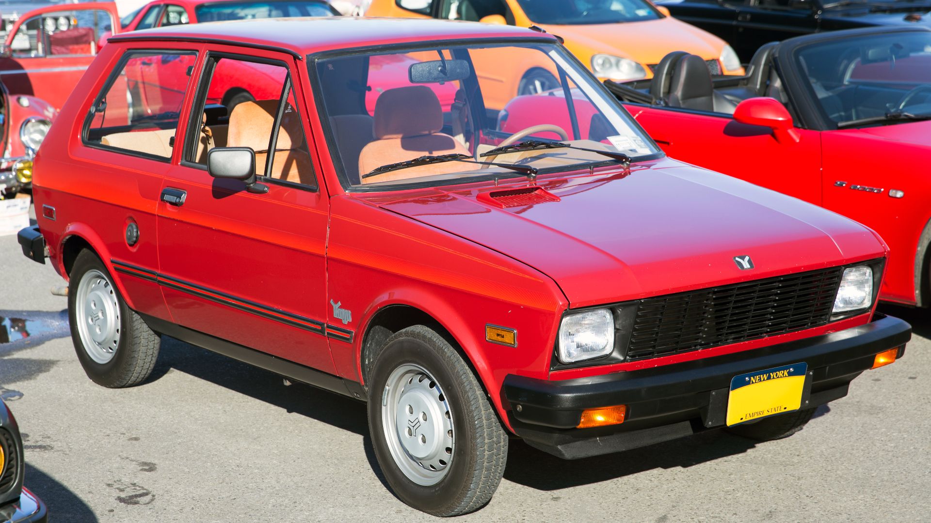 File:1987 Yugo GV in Burgundy, front right.jpg