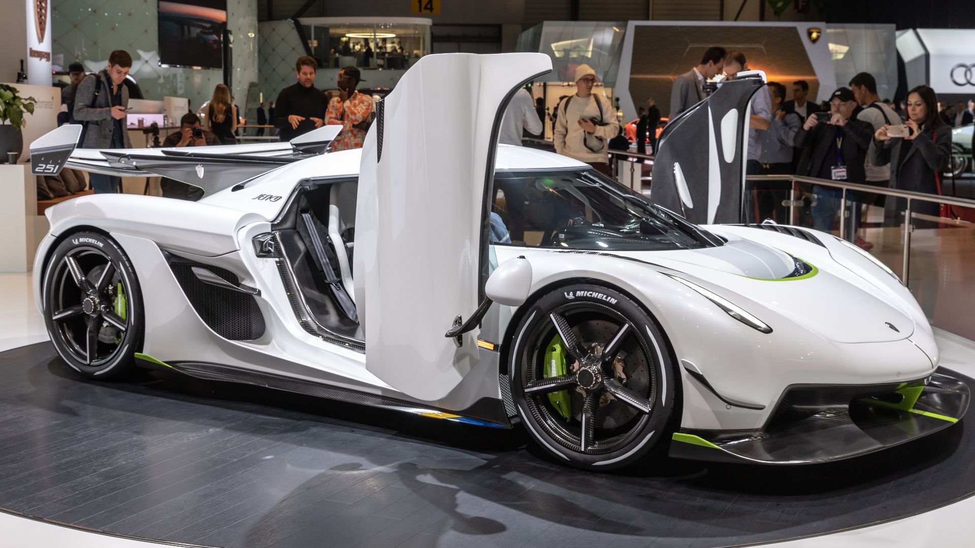 File:Koenigsegg Jesko, GIMS 2019, Le Grand-Saconnex (GIMS1046).jpg