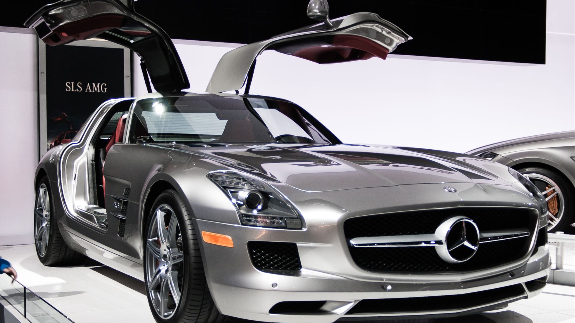 File:Mercedes Benz SLS AMG C197 (5216448670).jpg