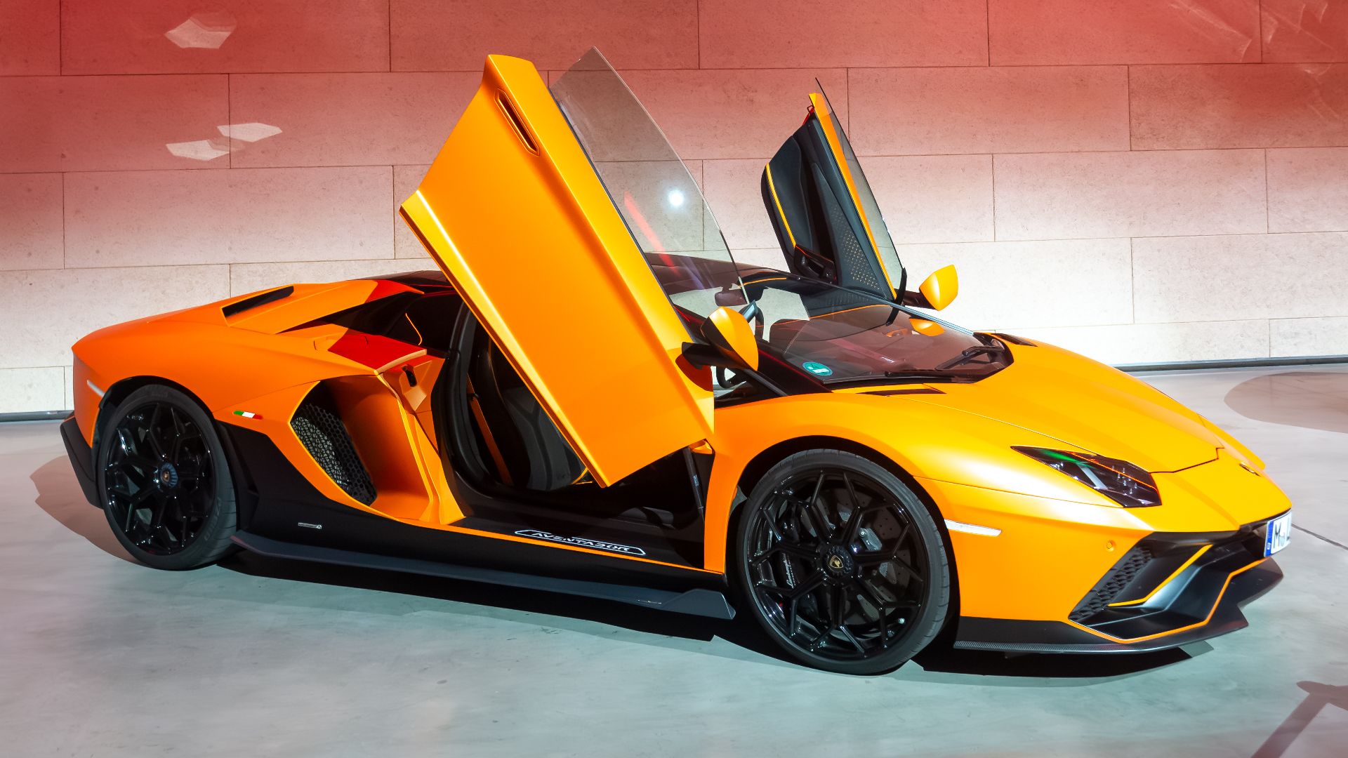 File:Lamborghini Aventador, Motortreff Bella Italia 2024, Munich (P1190389-RR).jpg