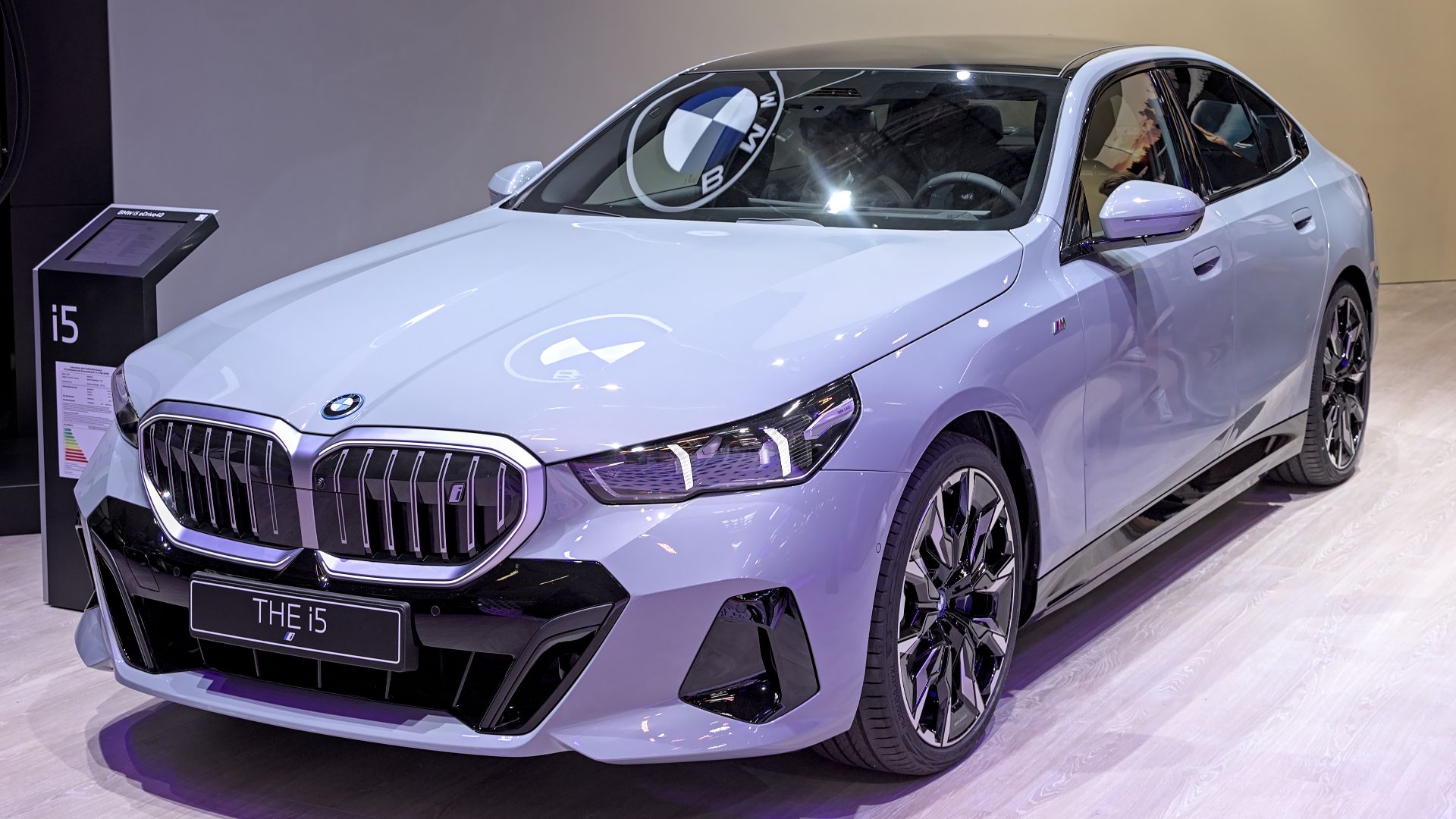 File:BMW i5 IAA 2023 1X7A0105.jpg