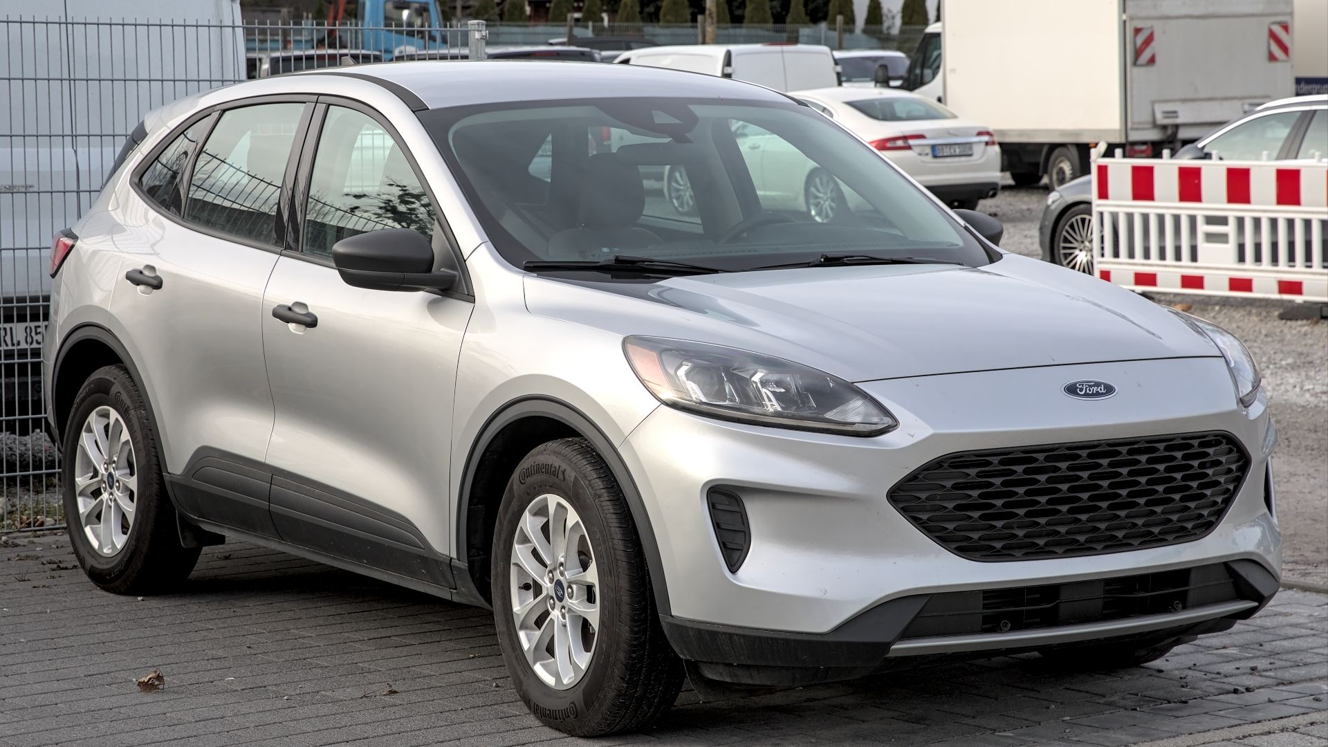 File:Ford Escape (fourth generation) 1X7A6227.jpg