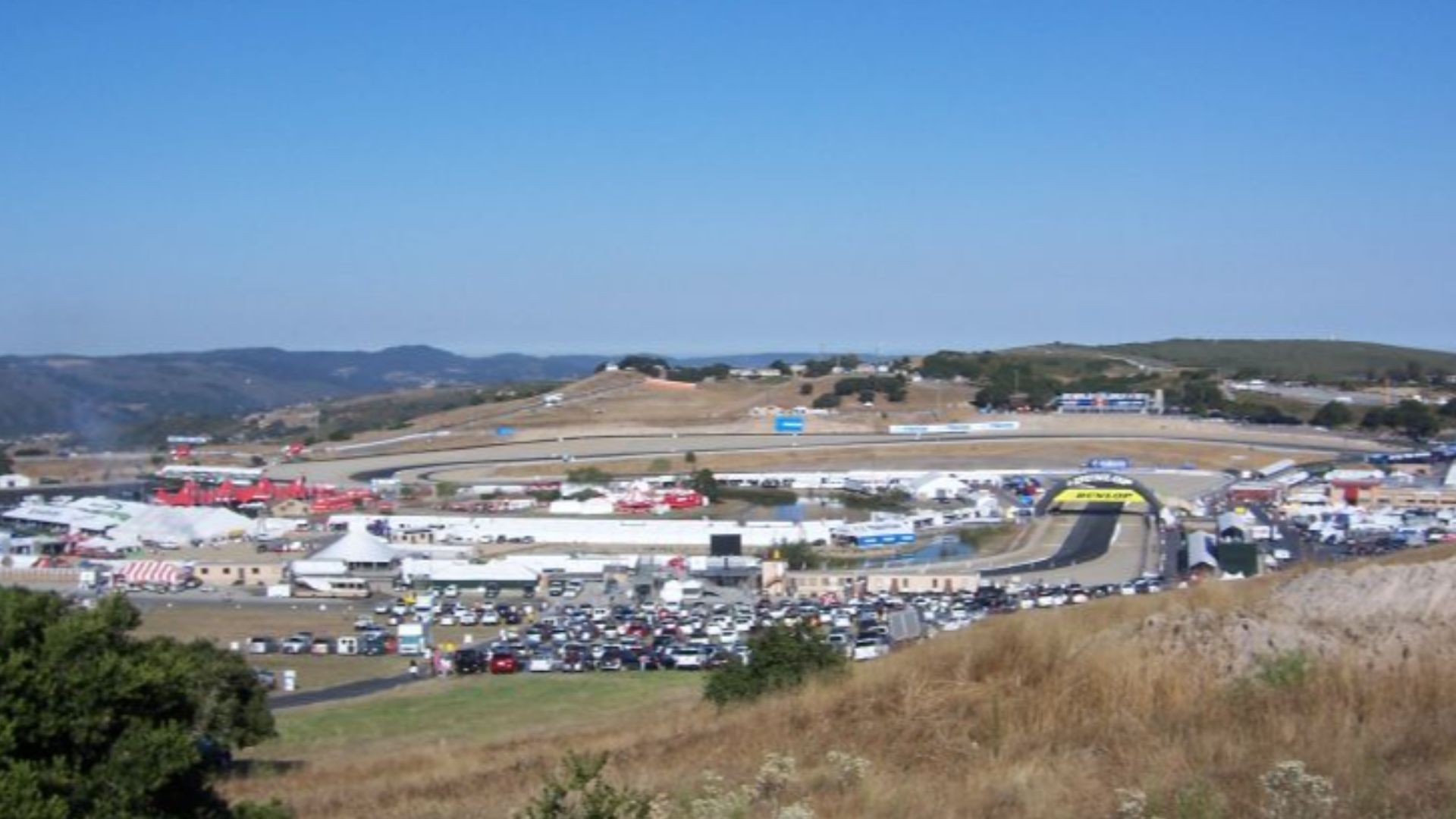 File:Laguna Seca from the top of the Hill.jpg