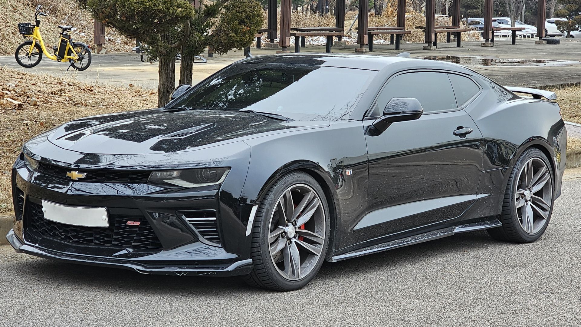 File:Chevrolet Camaro SS Alpha Tuxedo Black (42).jpg