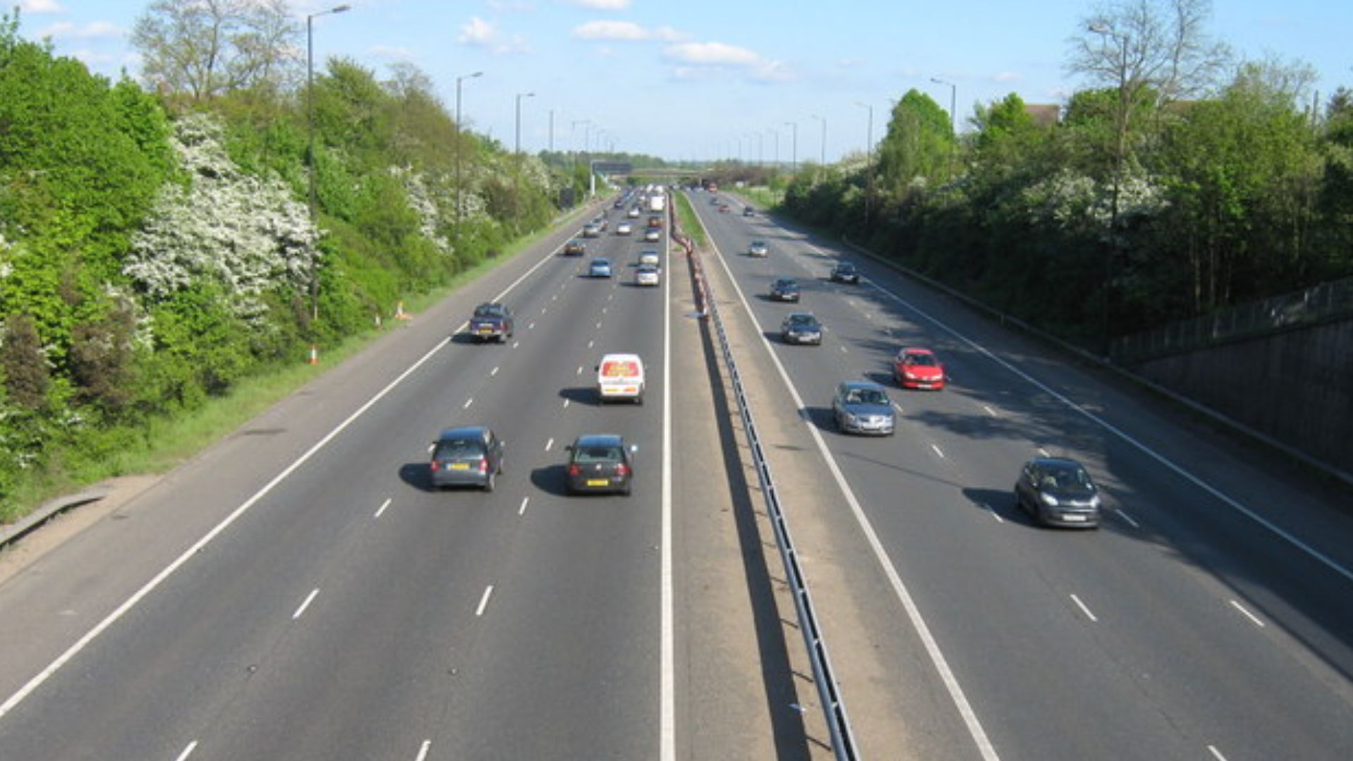 File:A2 Dual Carriageway out of London - geograph.org.uk - 1280503.jpg