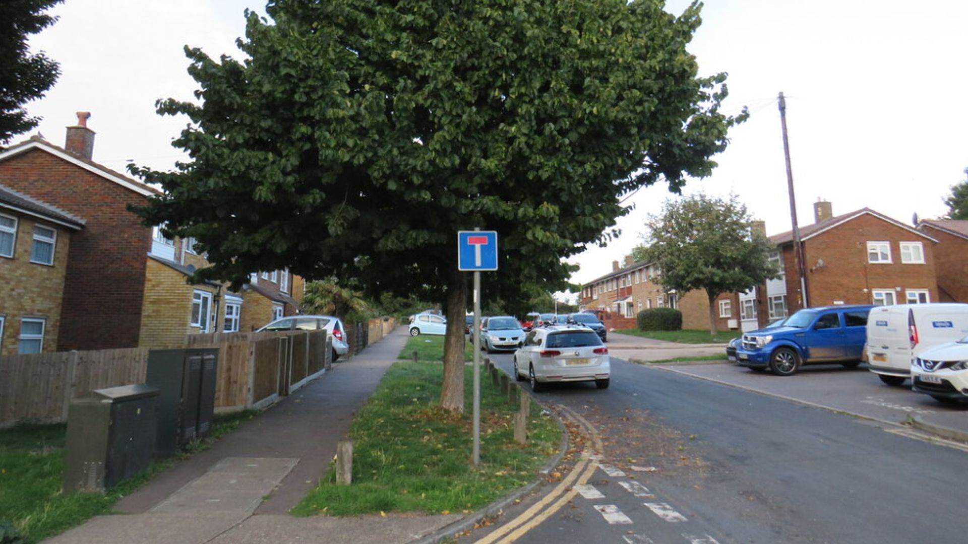 File:Bandley Rise, Stevenage - geograph.org.uk - 7305931.jpg