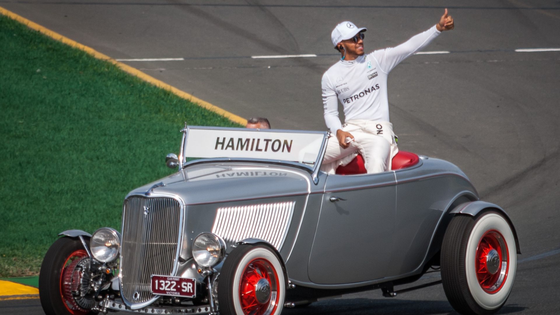 File:Lewis Hamilton (35871613120).jpg
