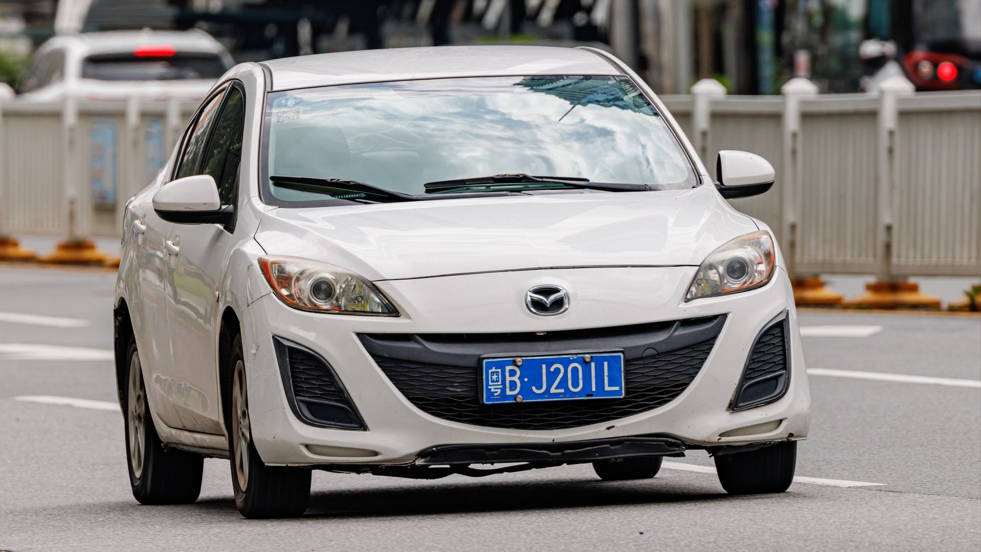 File:MAZDA3 SEDAN (BL) China.jpg