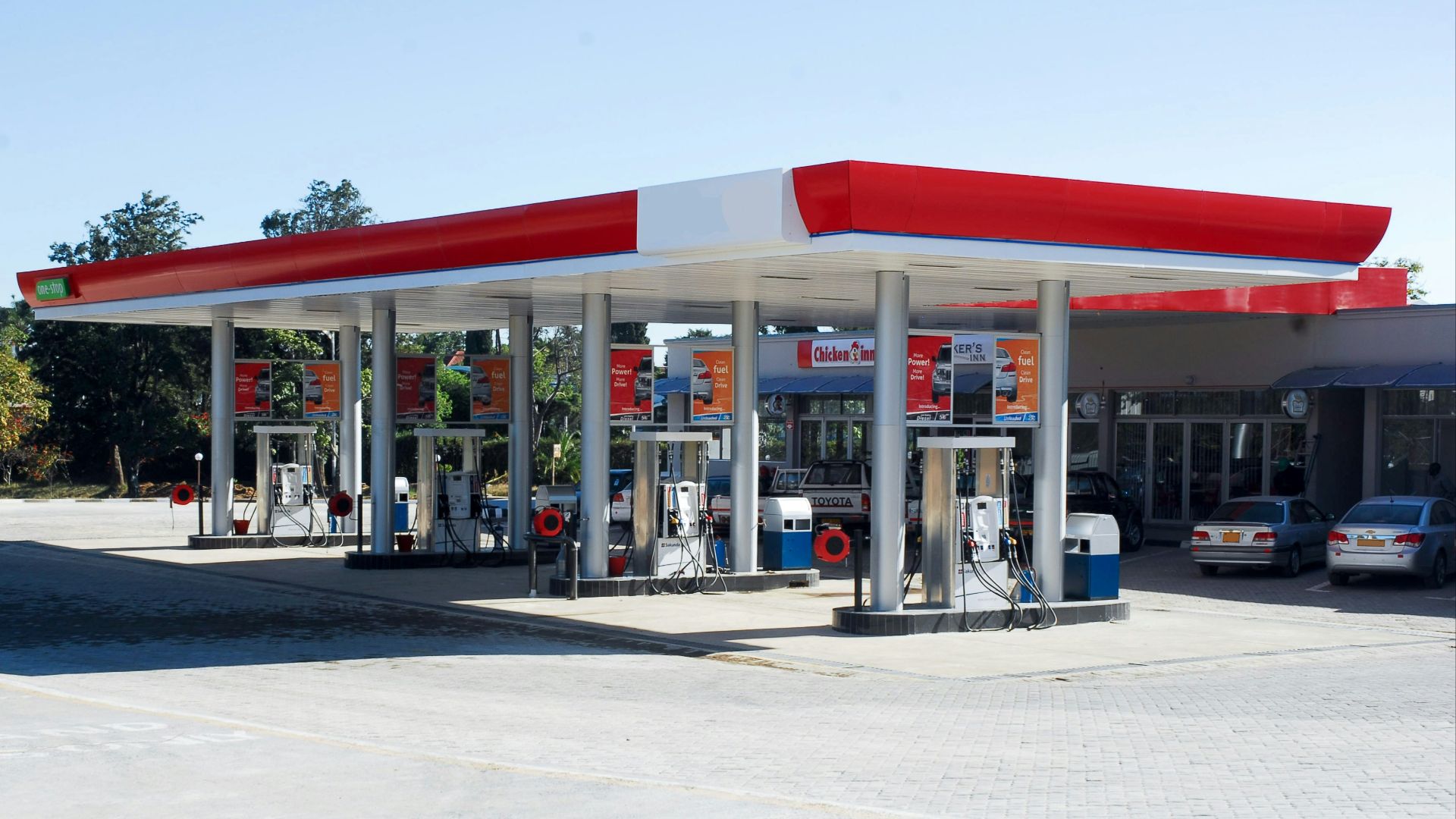 white, red, and gray concrete building