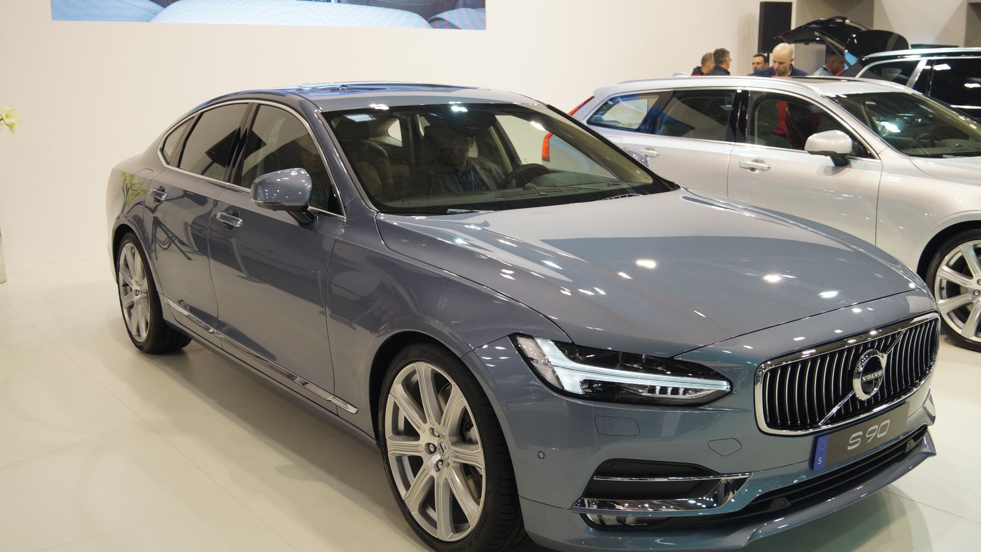 File:Volvo S90 - przód (MSP16).jpg