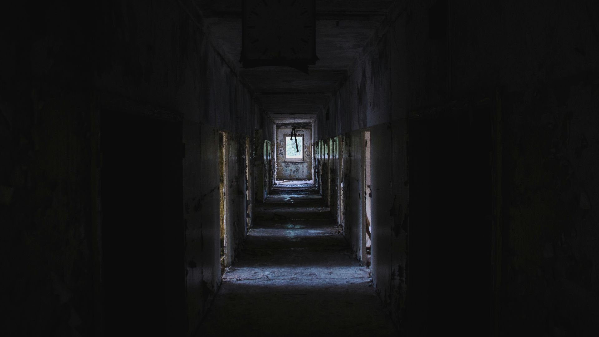 alley of abandoned building