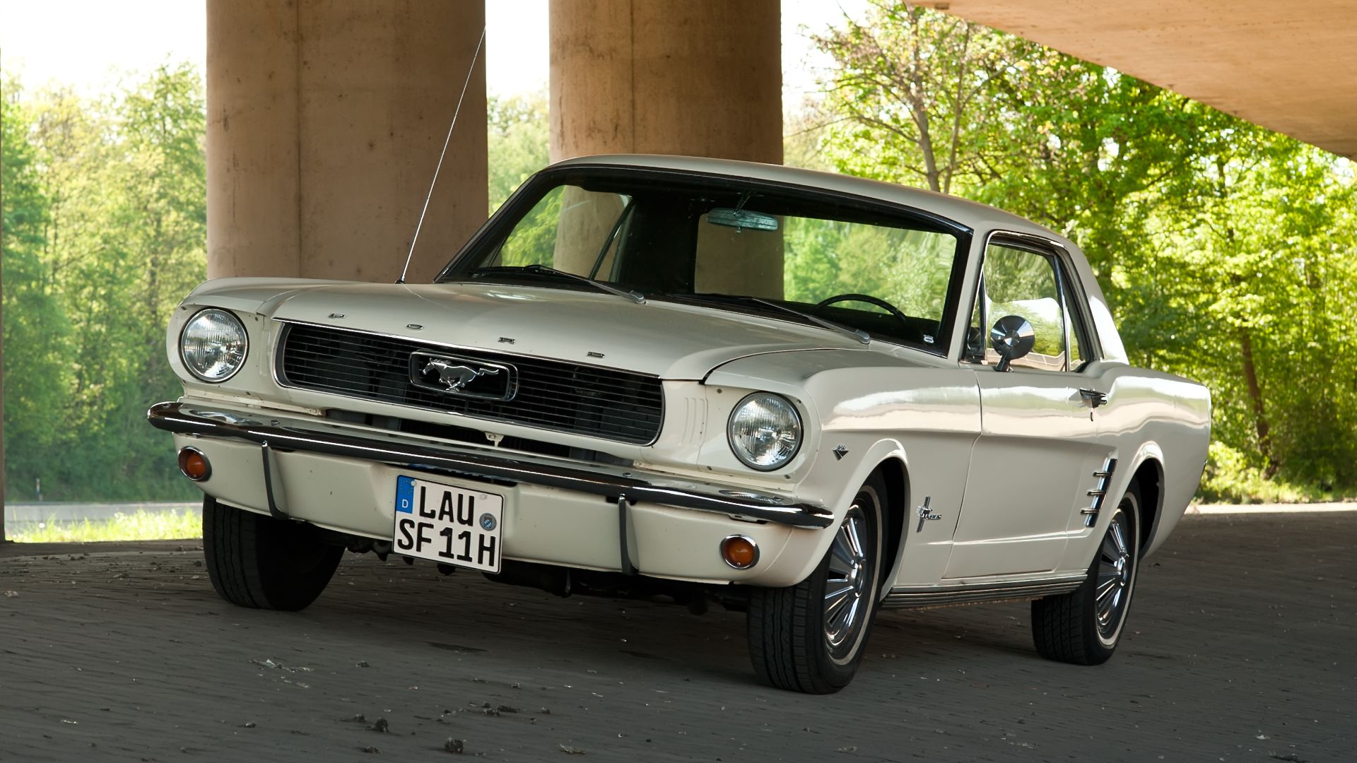 File:1966 Ford Mustang coupe white 003.jpg