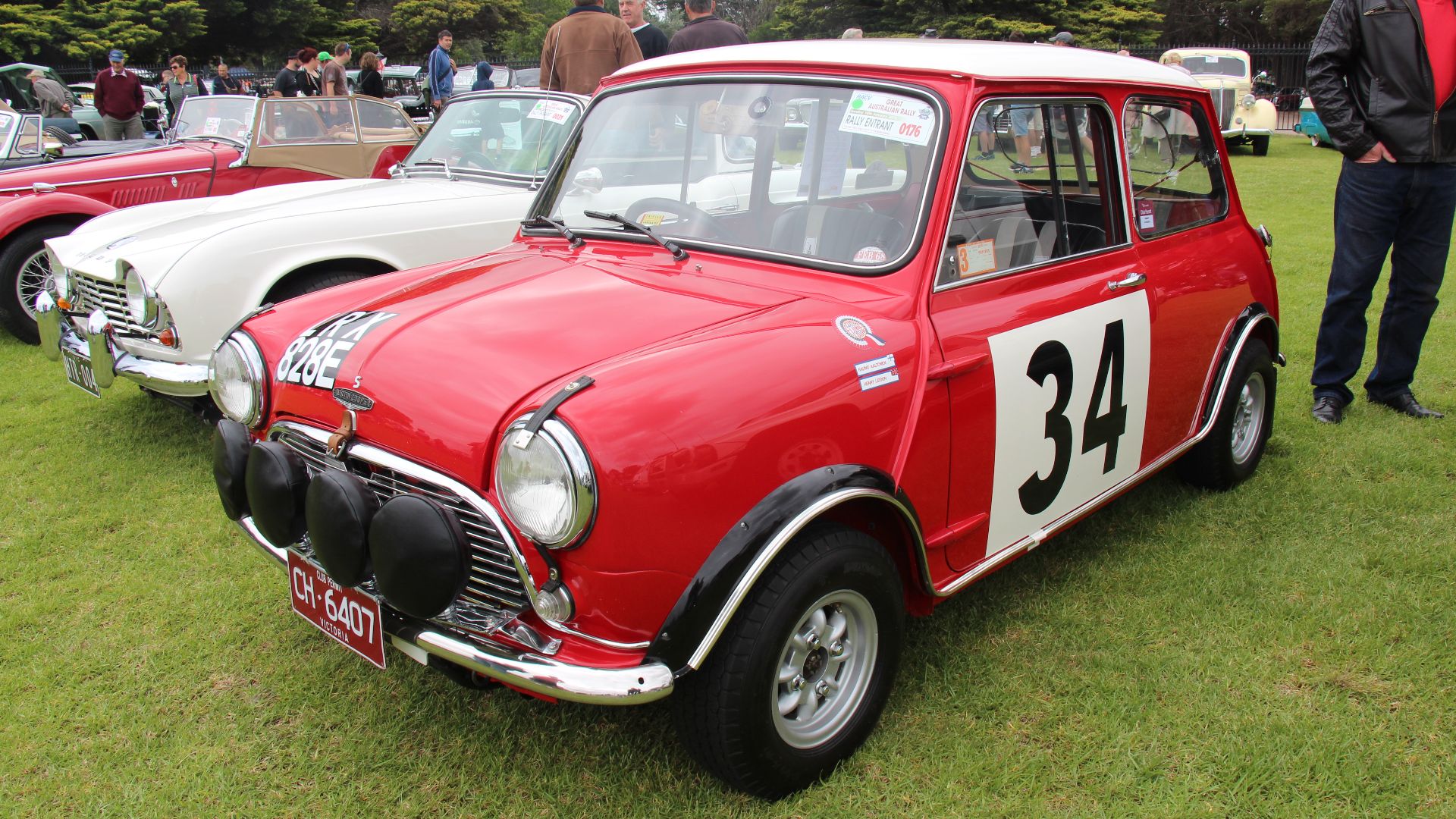 File:1966 Austin Mini Cooper S (16157055528).jpg