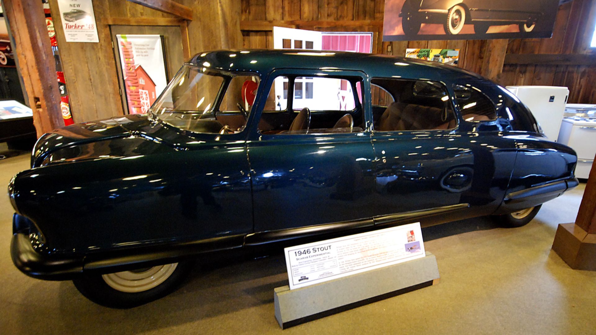 File:Stout Scarab Gilmore Car Museum 2011-11-11 02-28-05.jpg