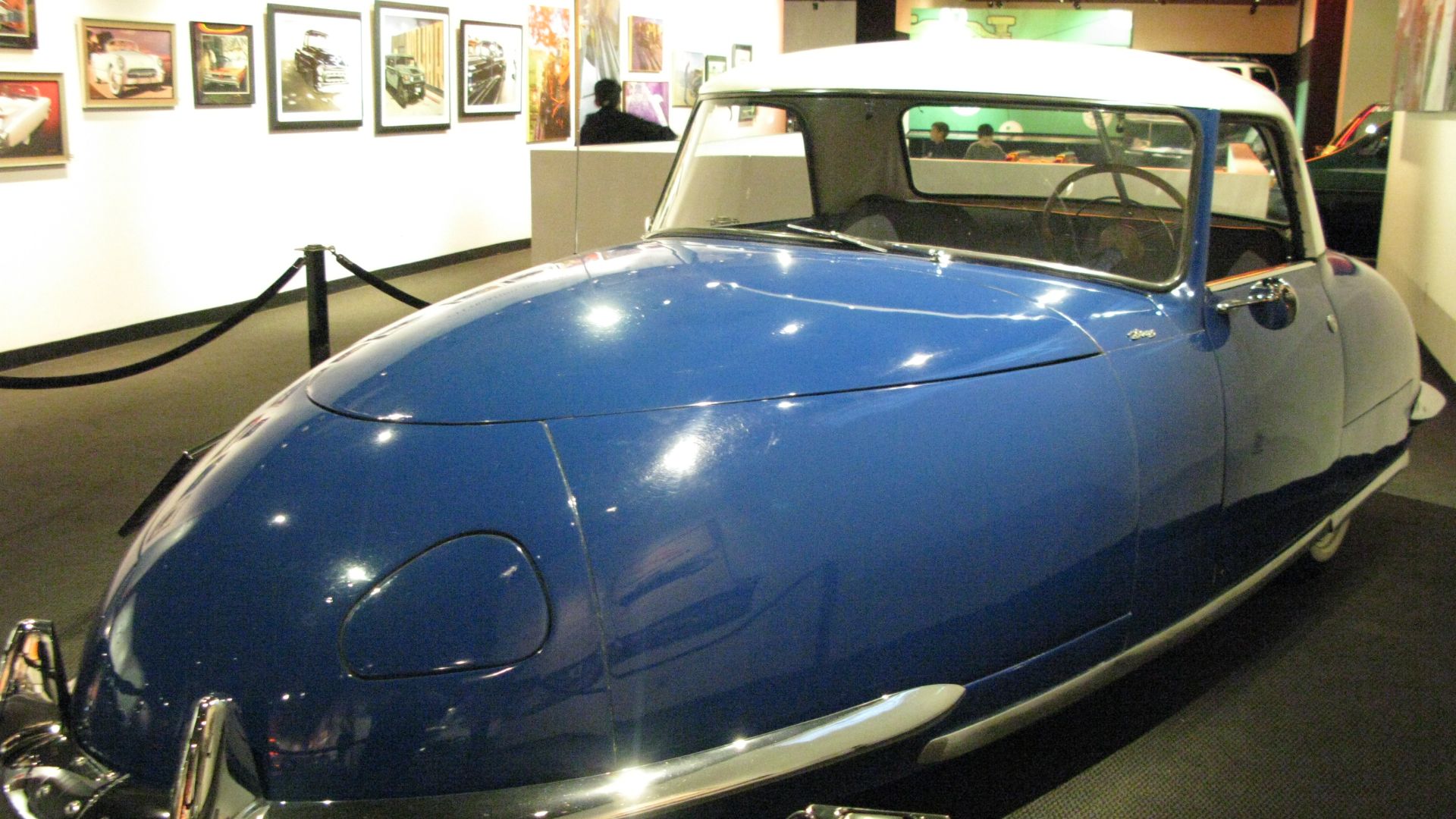 File:1948 Davis Divan (3280121668).jpg