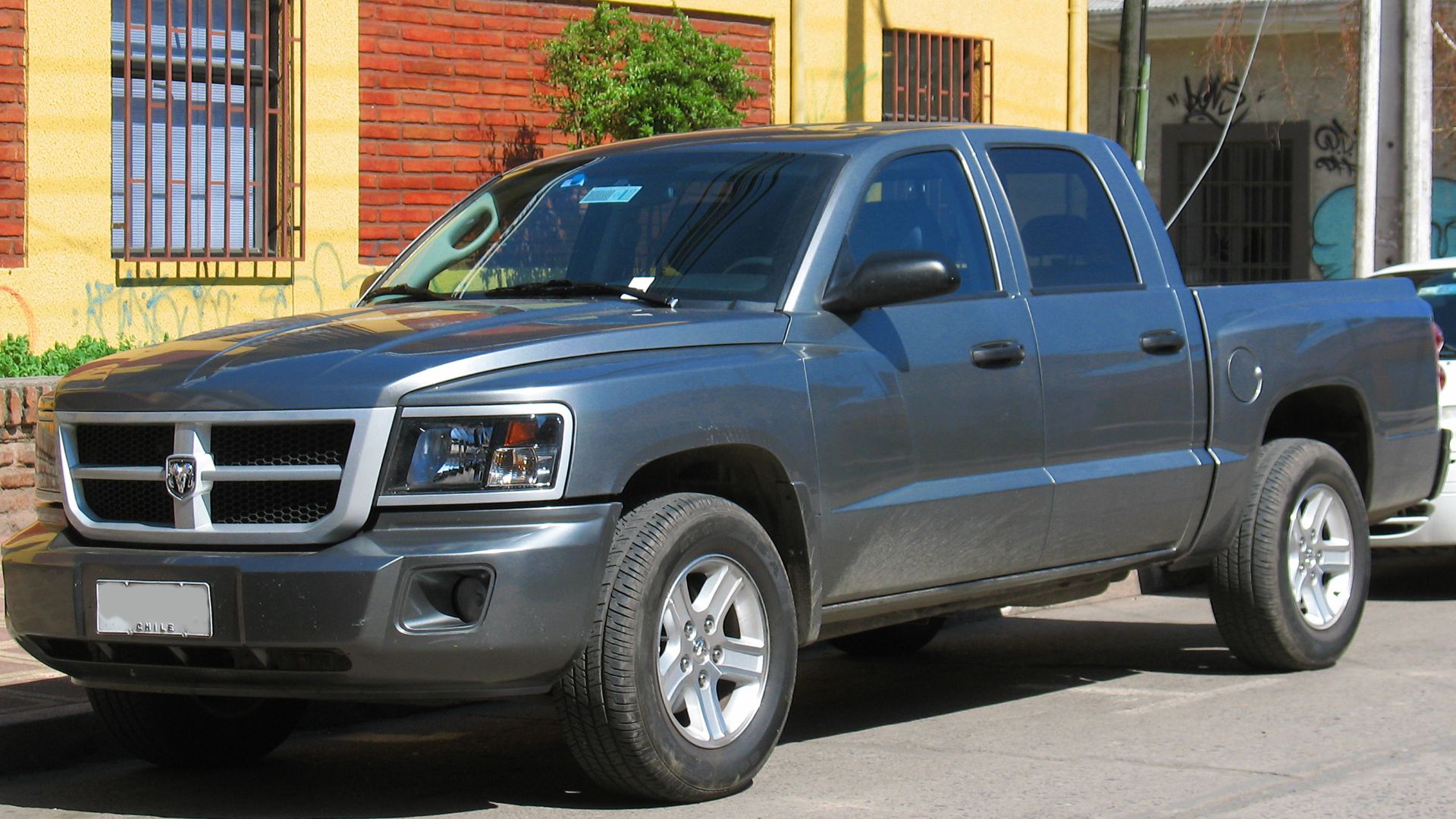 File:Dodge Dakota 3.7 SLT Quad Cab 2011 (15775903978).jpg