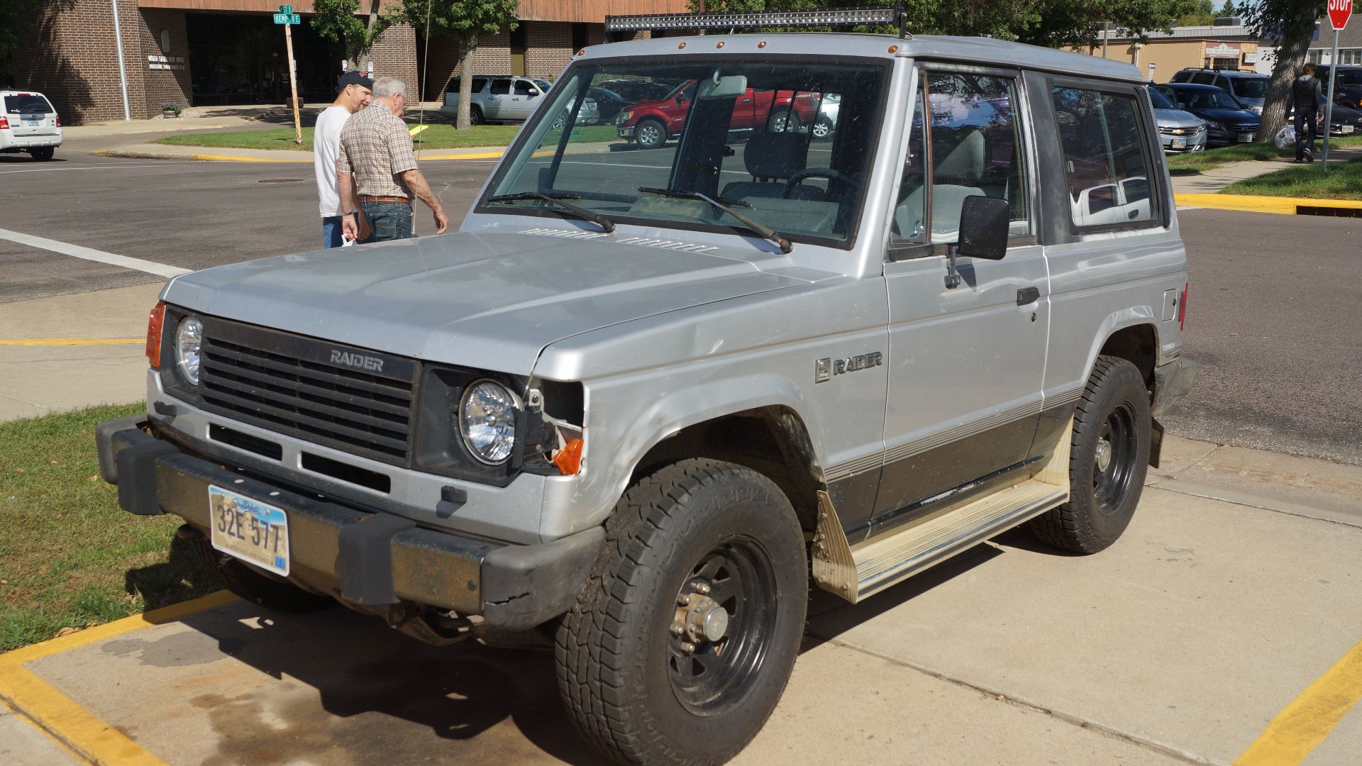 File:Dodge Raider (28970645393).jpg