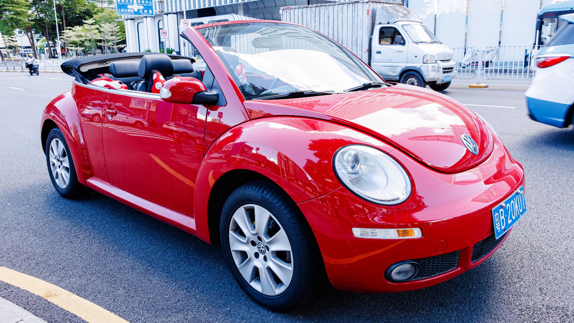 File:VOLKSWAGEN NEW BEETLE CABRIOLET China (7).jpg