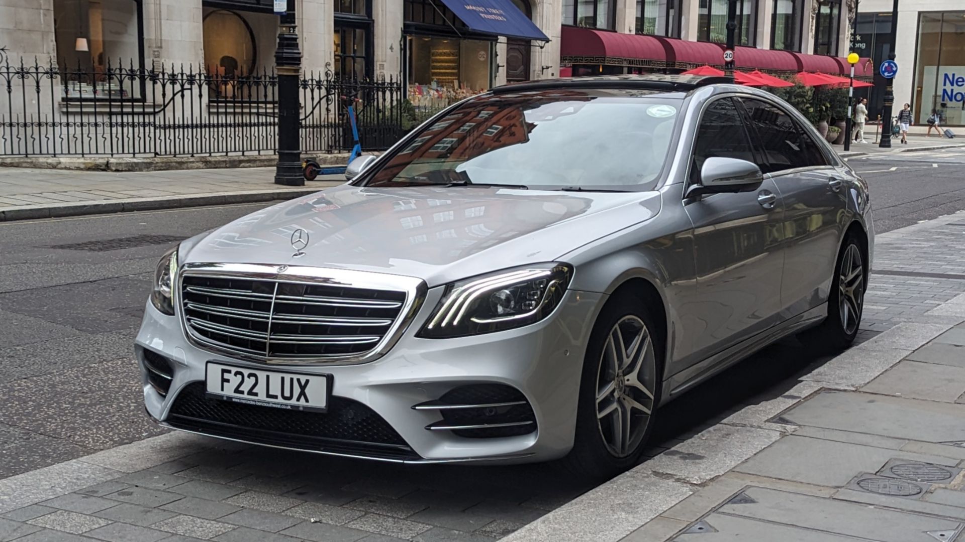 File:2018 Mercedes S350d L AMG Line Executive Premium Auto.jpg