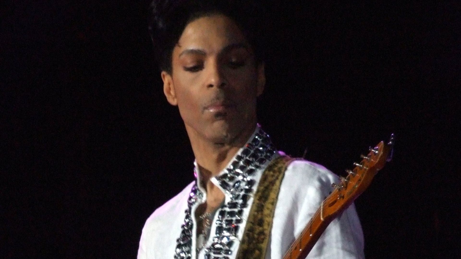 File:Prince at Coachella (cropped).jpg