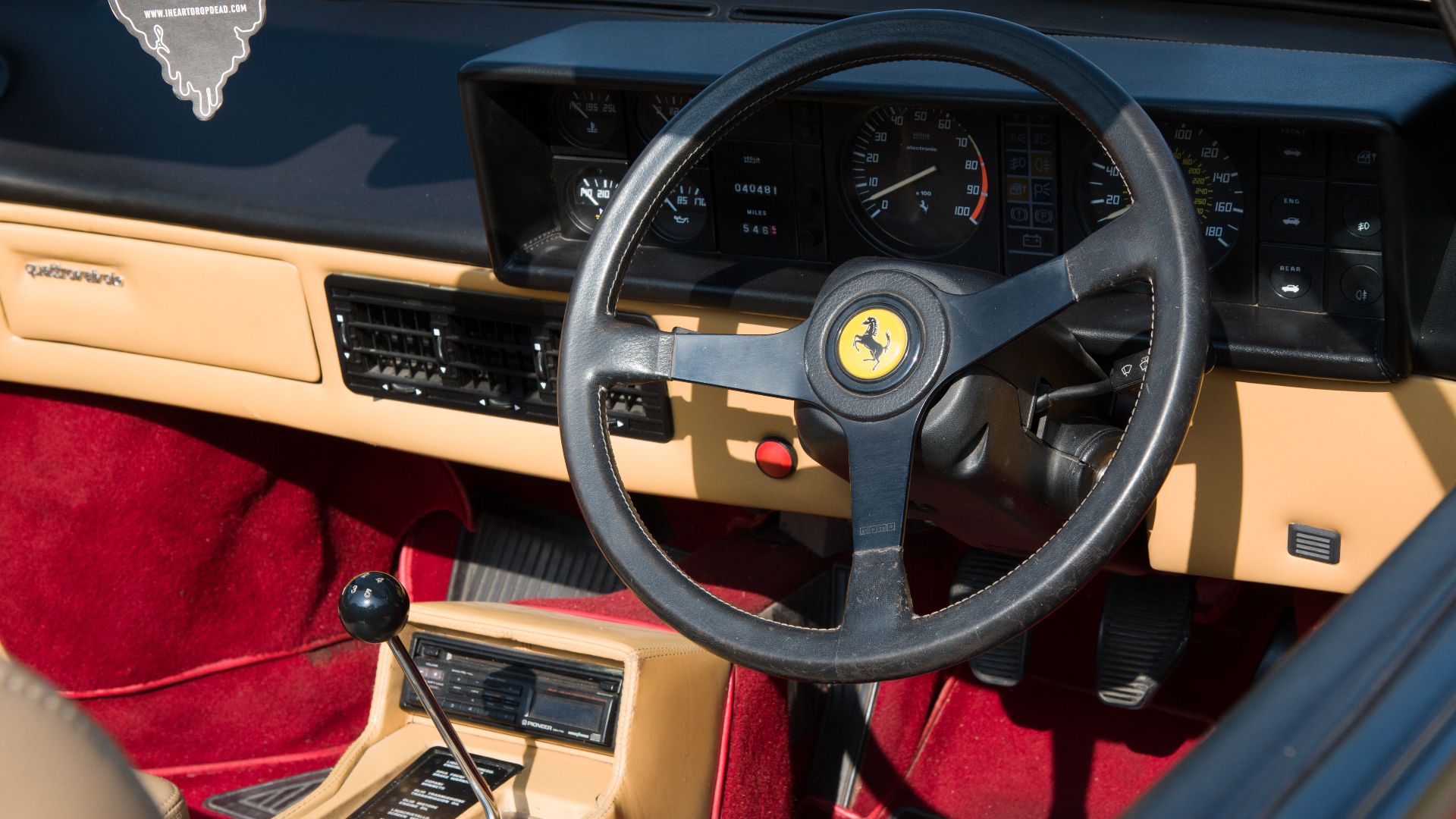 File:HK Classic Car and Vintage Festival (15181824613).jpg