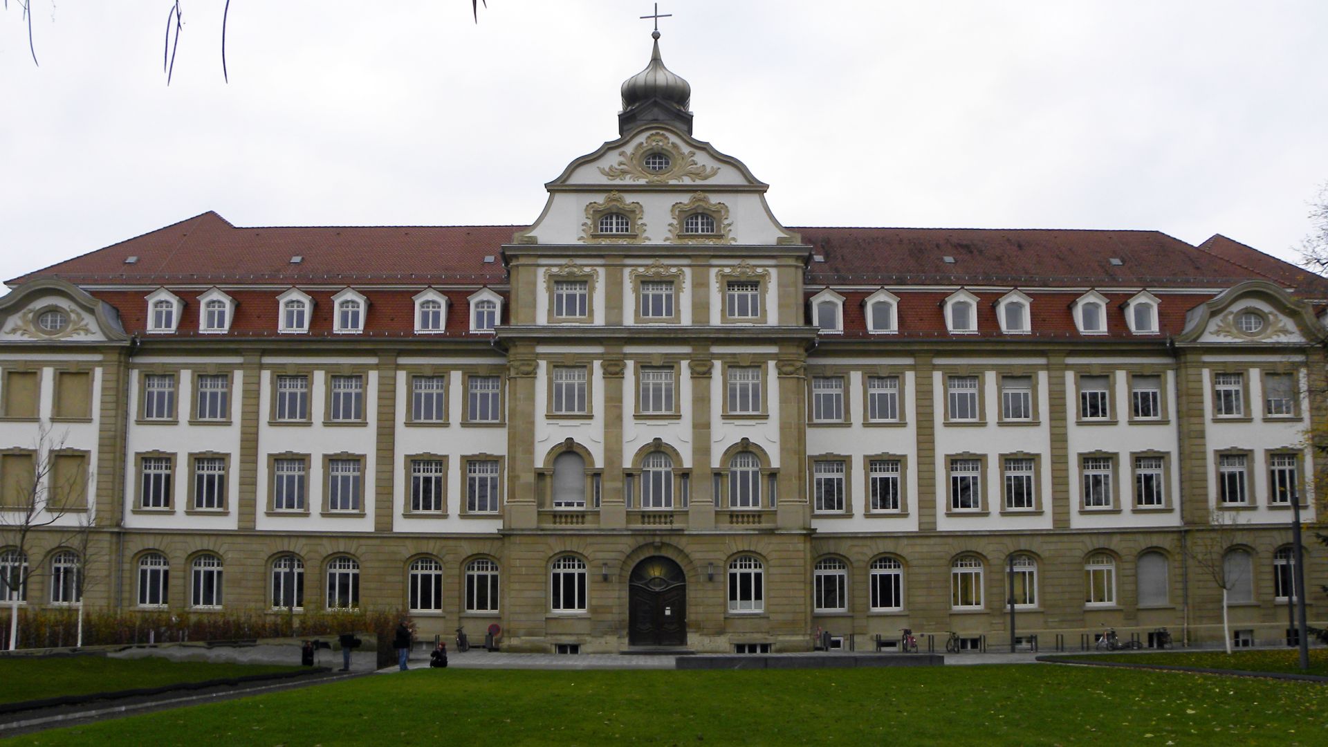 File:Karlsruhe - Institute of Technology - Victoriapensionat I.jpg
