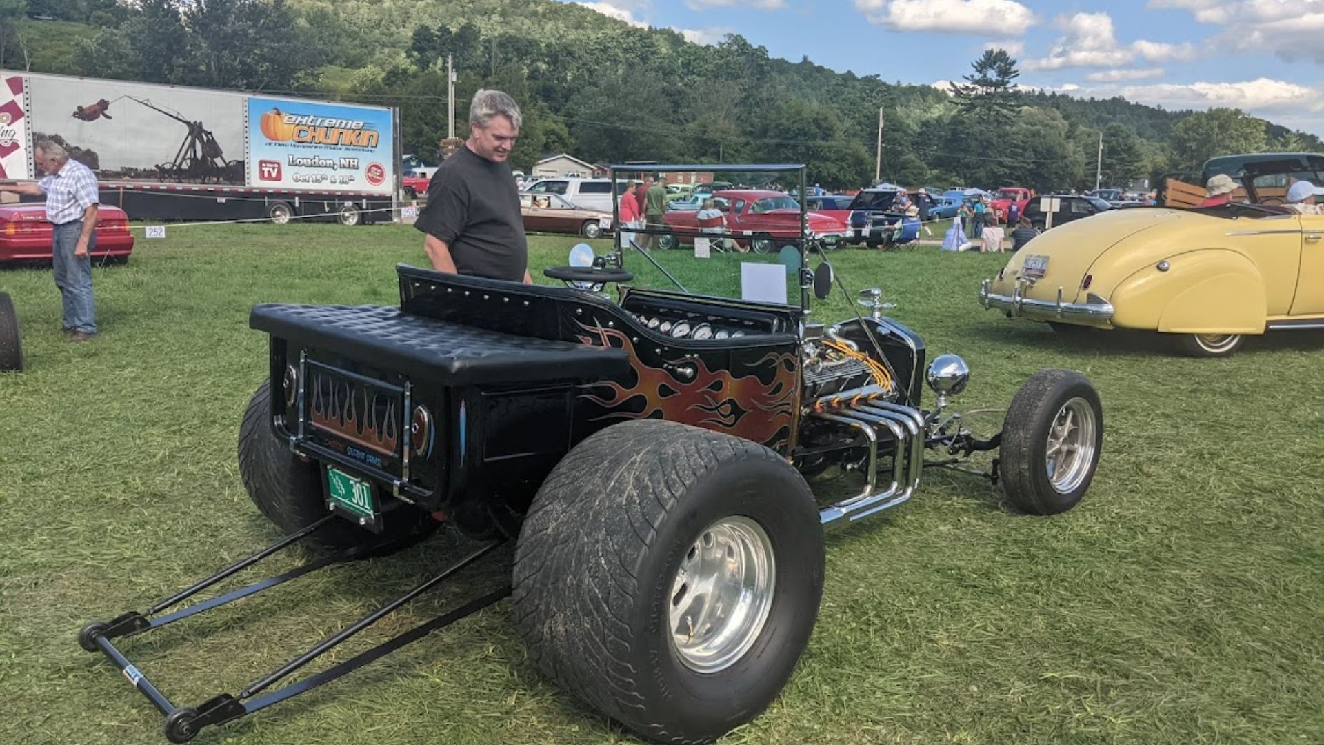 File:Model T Bucket hot rod 64th Annual Vermont Antique & Classic Car Meet Waterbury VT August 2021 04.jpg