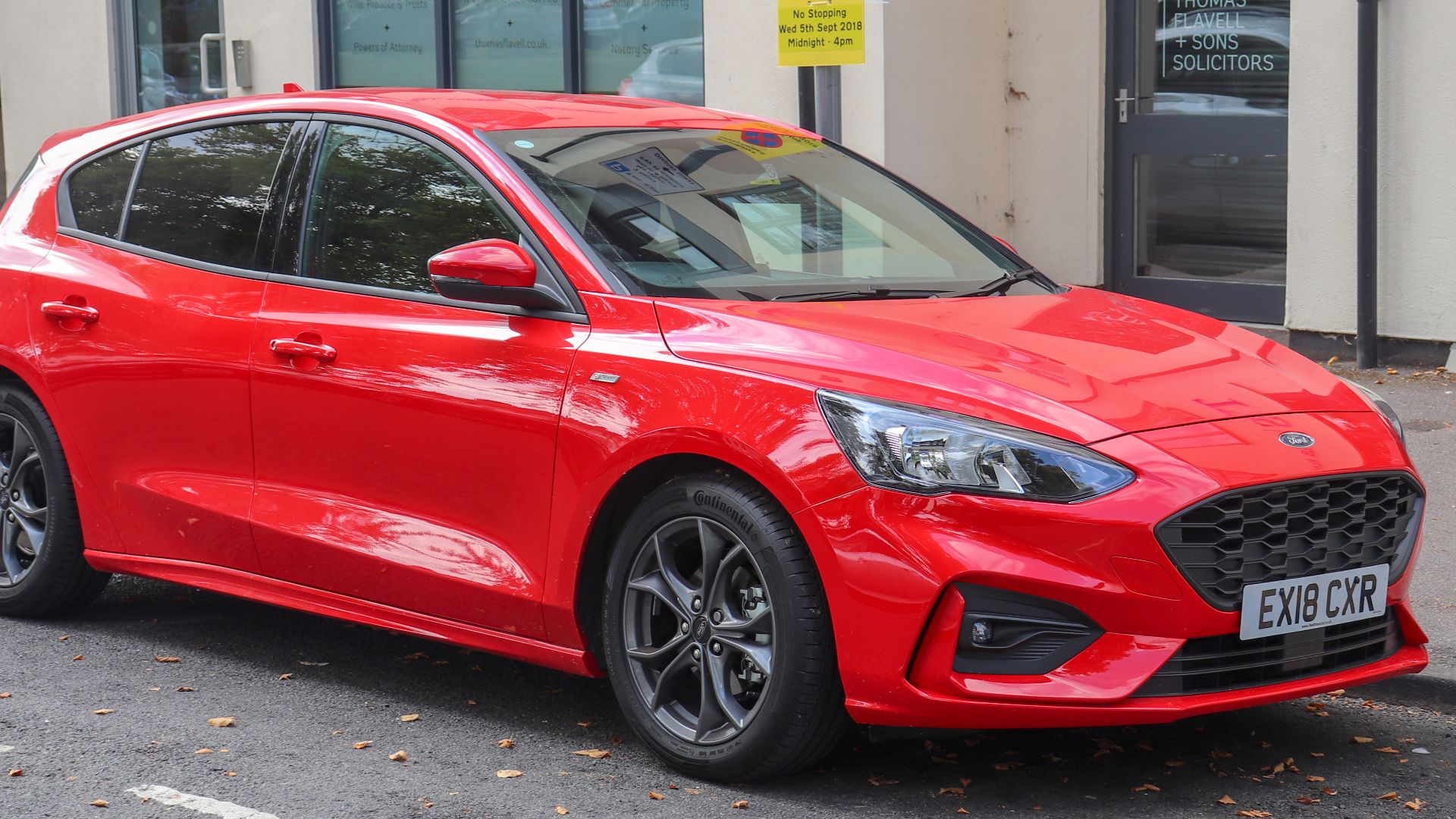 File:2018 Ford Focus ST-Line TDCi 1.5 Front.jpg