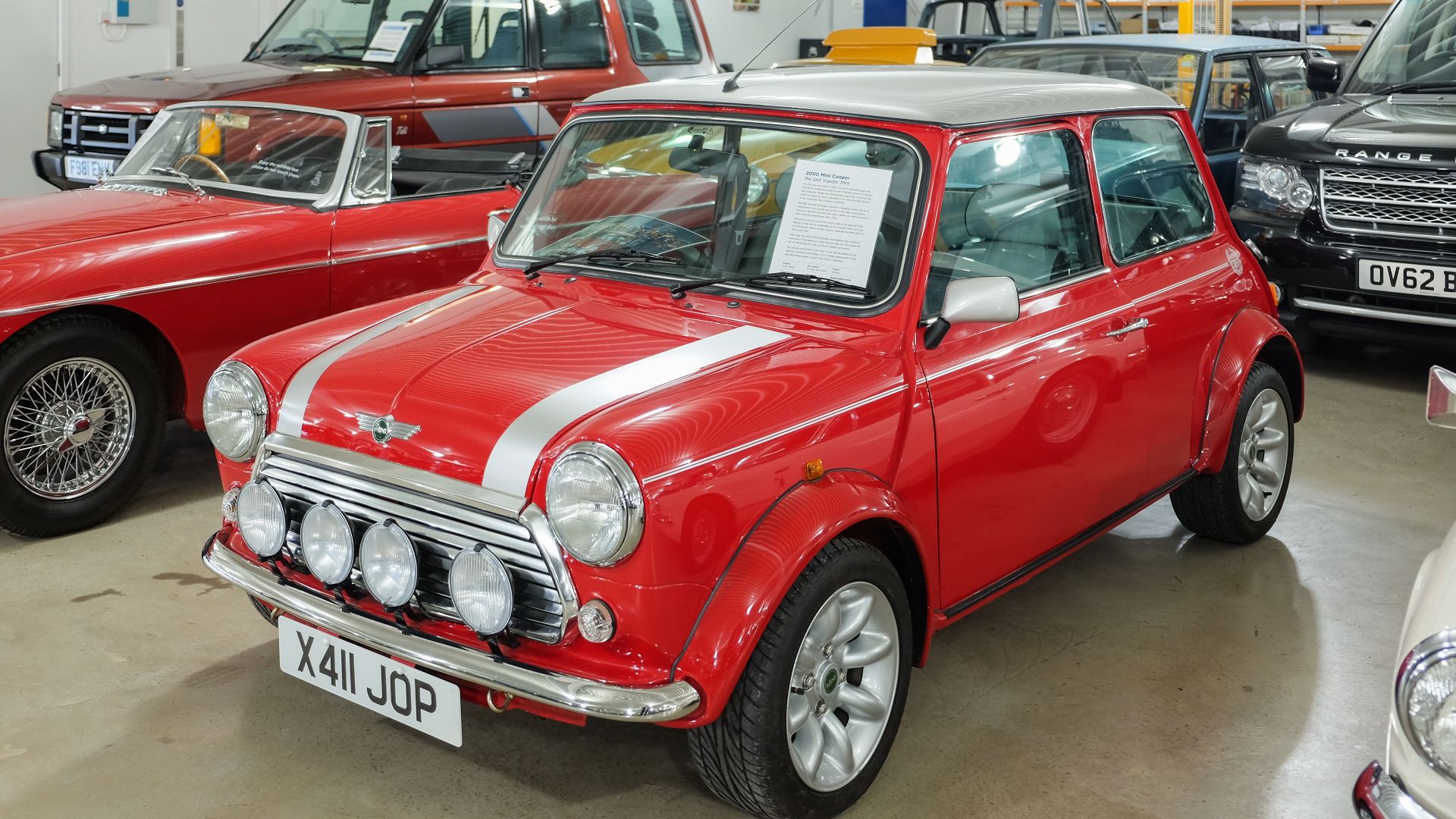 File:Rover Mini Cooper 2000 (X411JOP).jpg