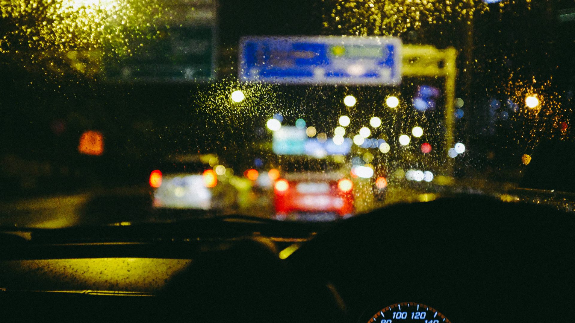 closeup photo of vehicle instrument cluster panel