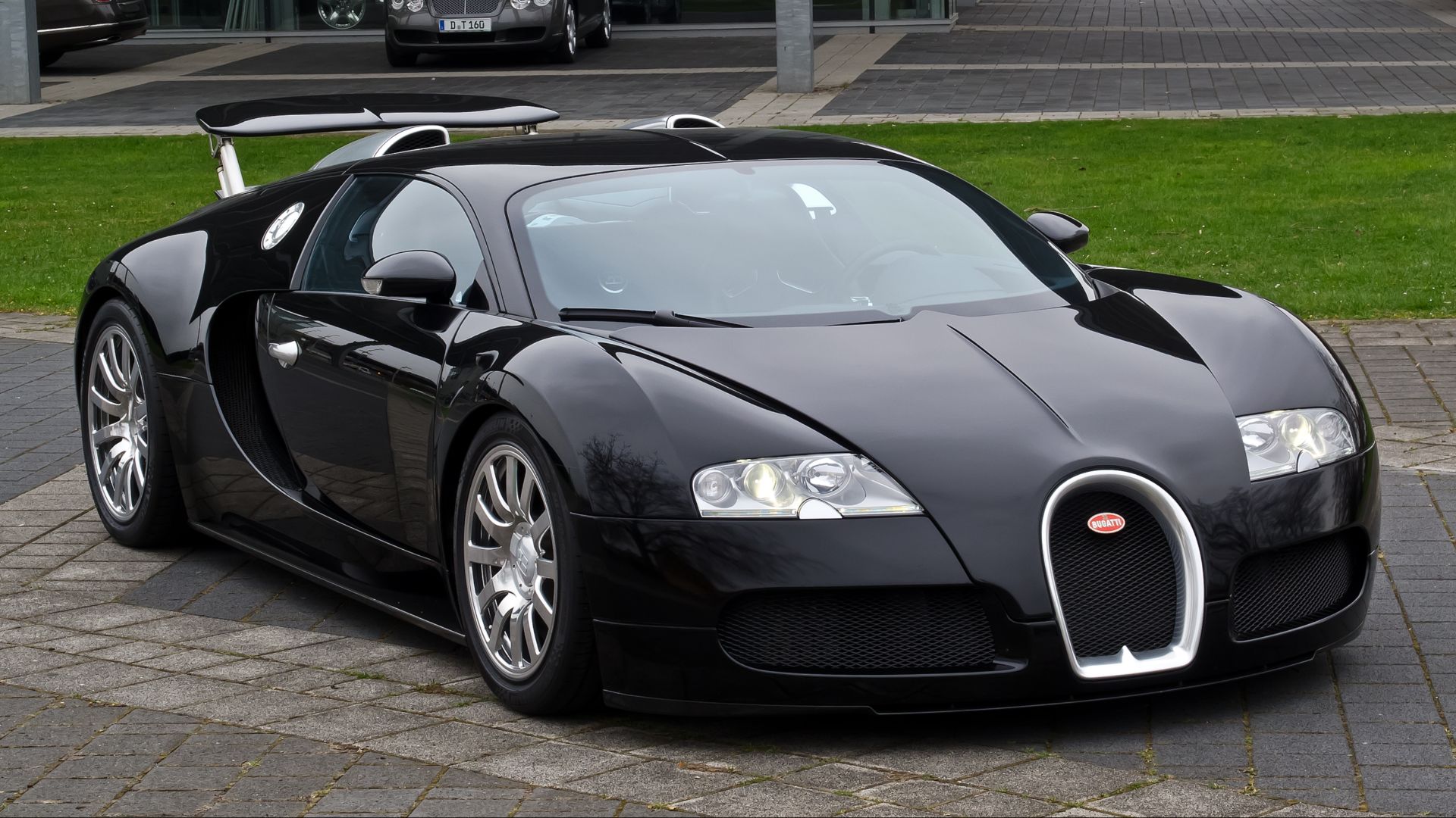 File:Bugatti Veyron 16.4 – Frontansicht (2), 5. April 2012, Düsseldorf.jpg