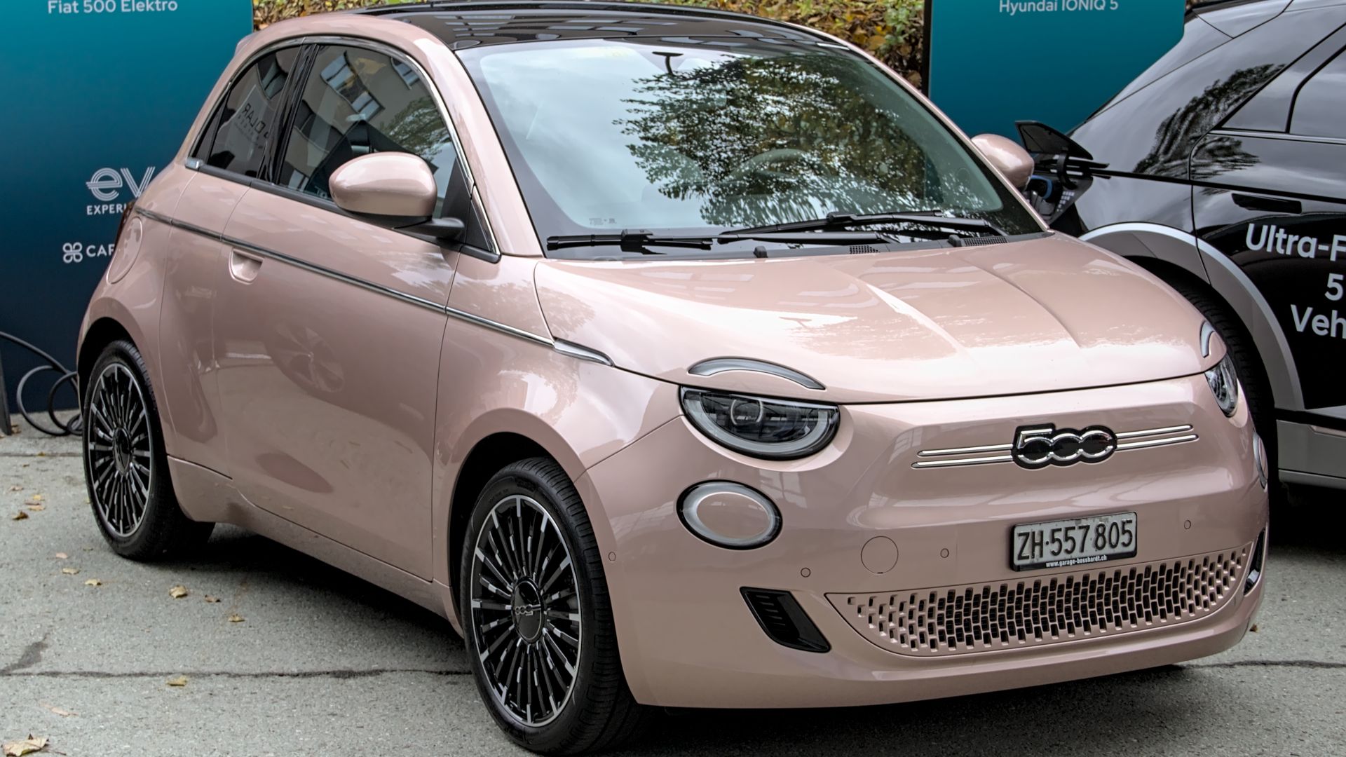 File:Fiat 500e (2020) Auto Zuerich 2021 IMG 0604.jpg