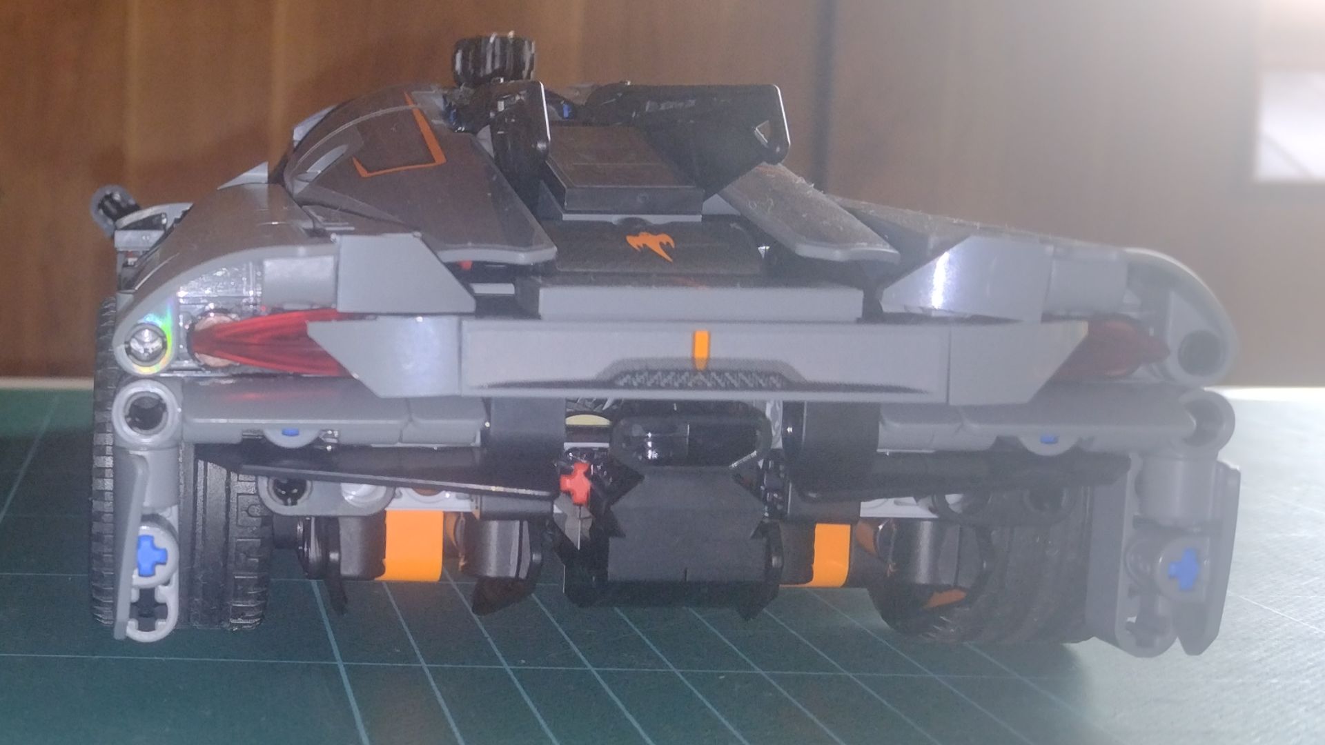 File:Bugatti Bolide & Koenigsegg Jesko Absolut Lego Technic (2).jpg