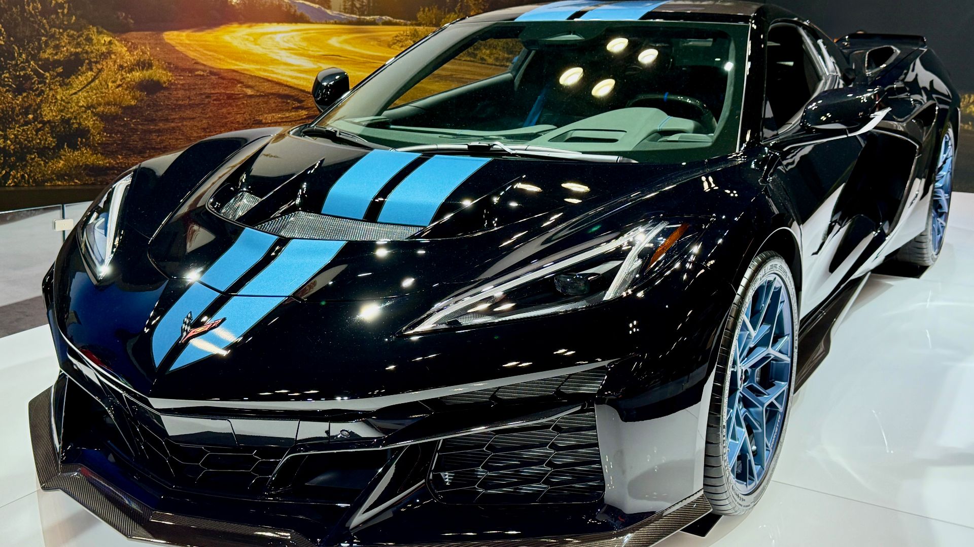 File:2025 Chevrolet C8 Corvette ZR1.jpg