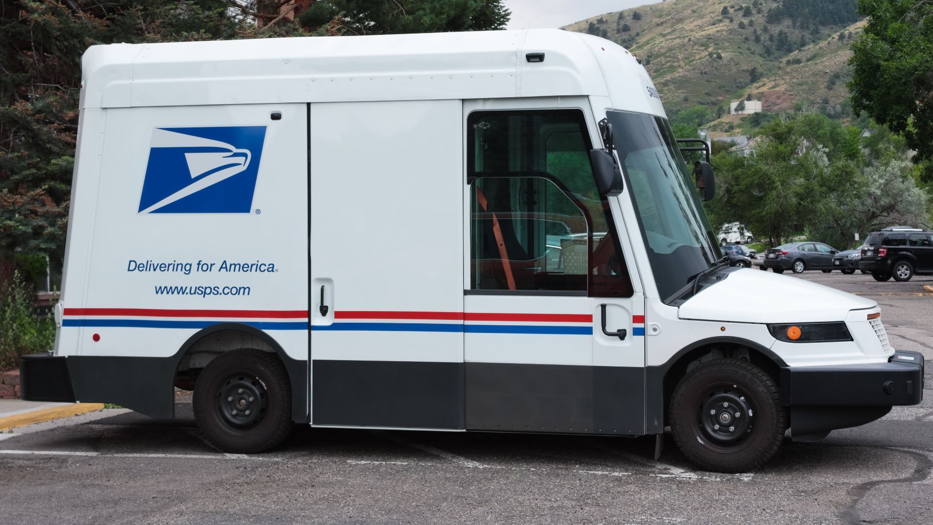 File:USPS Oshkosh NGDV - 20250721162738.jpg