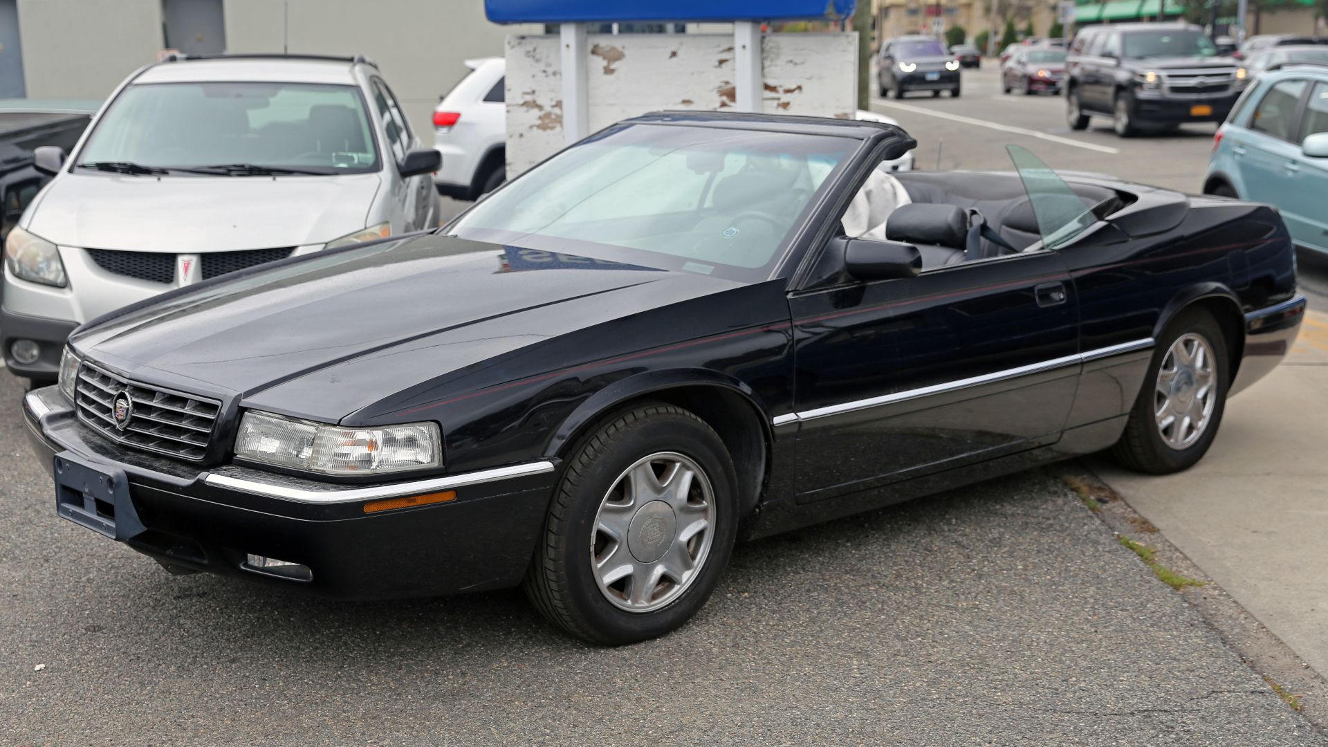 File:1996 Cadillac Eldorado convertible (custom), front left.jpg
