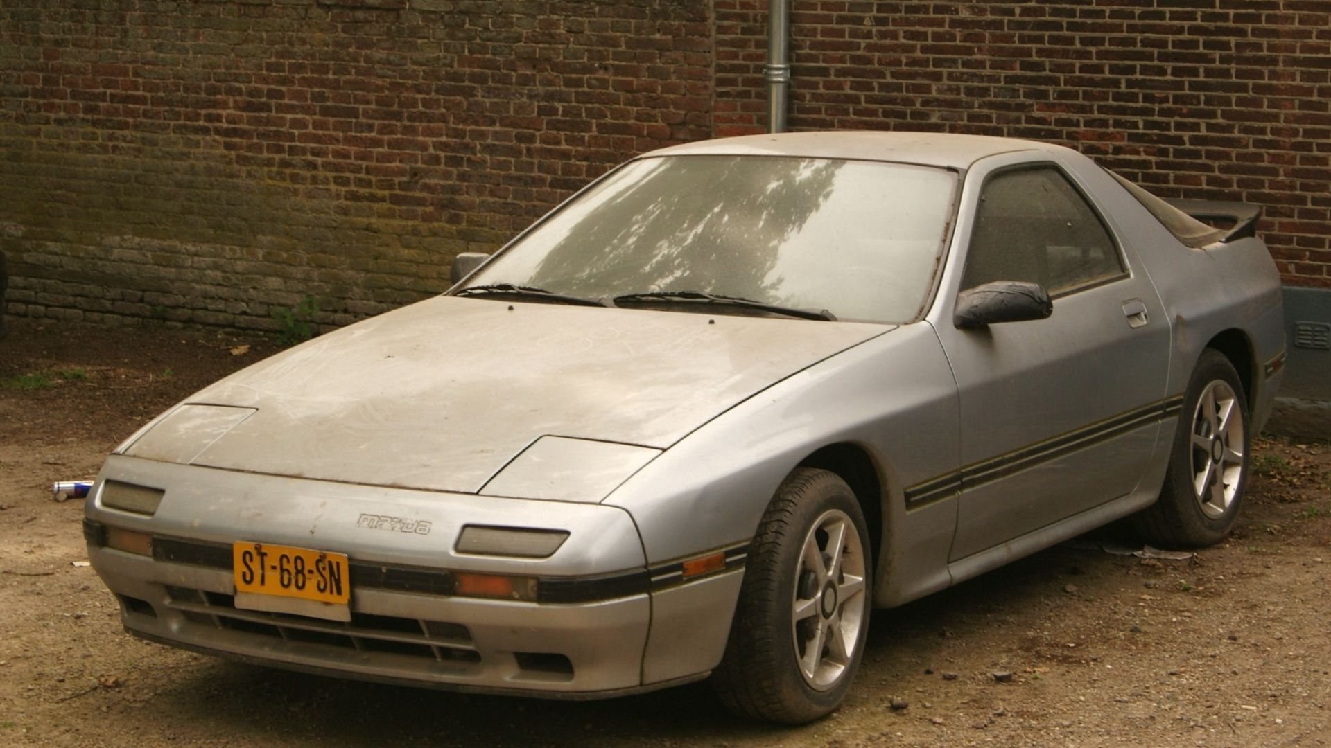 File:1986 Mazda RX-7 (9309702066).jpg