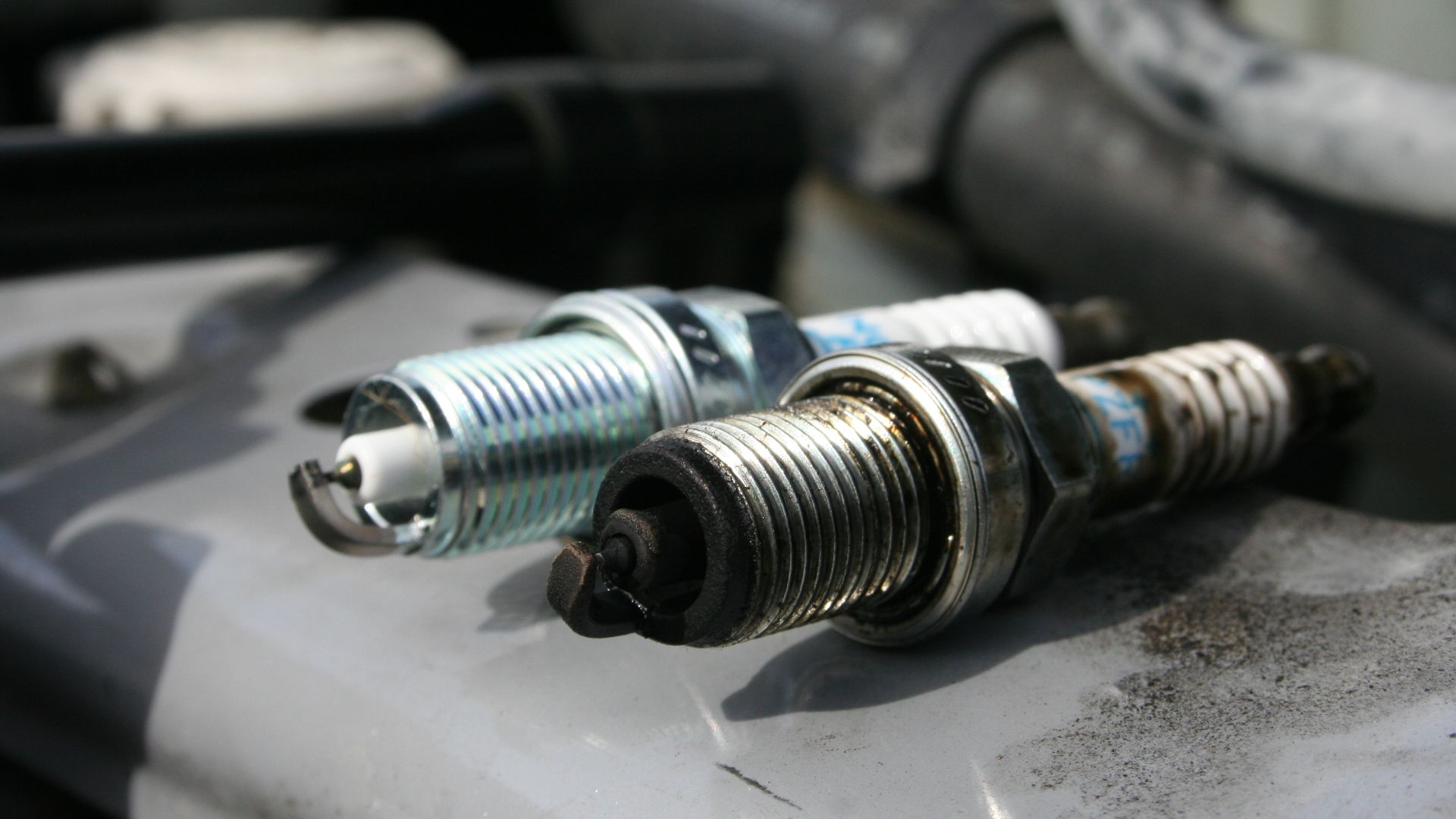 File:Spark plugs 3.jpg